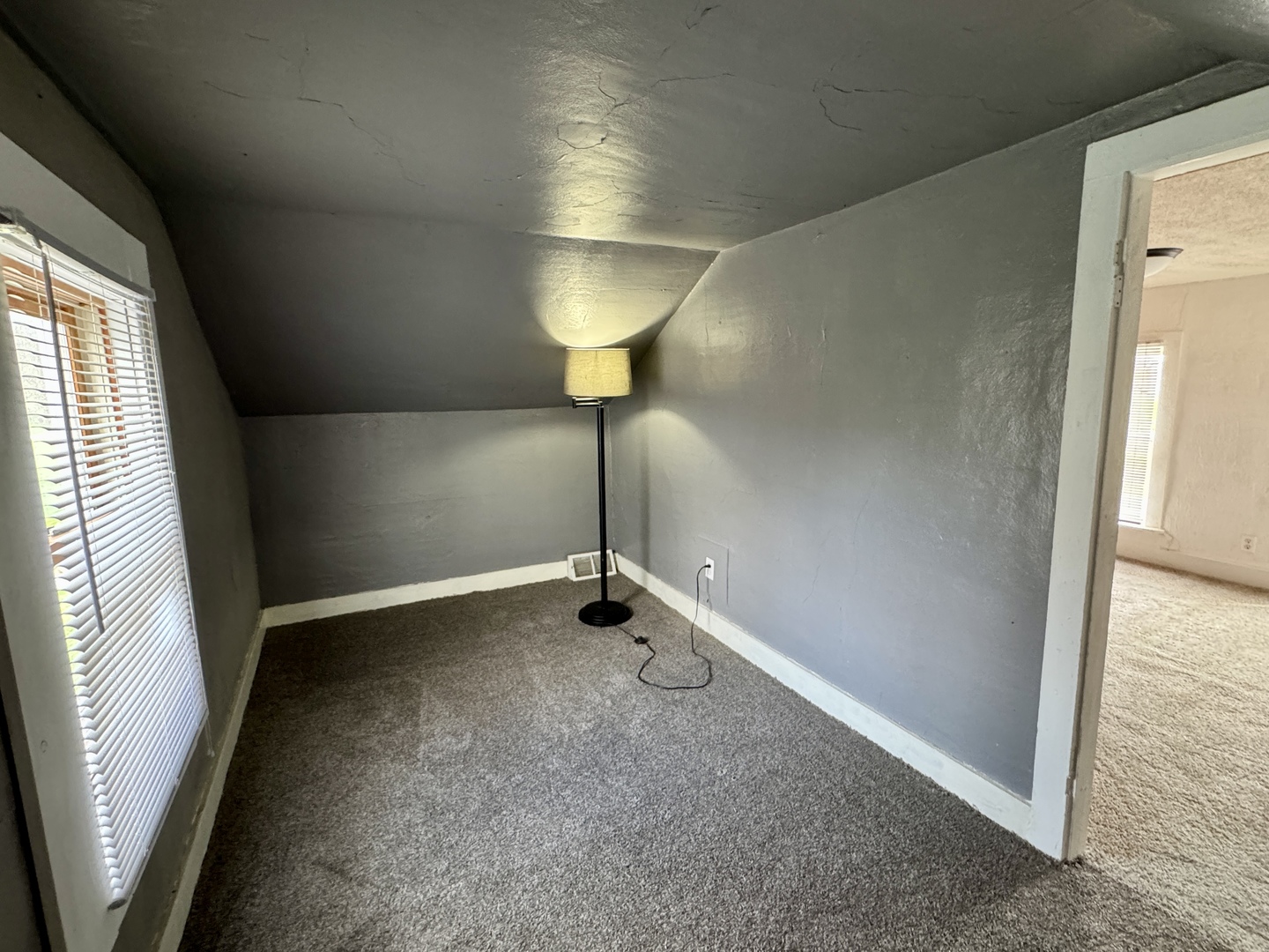 405 N 4th Street, Neponset, IL 61345