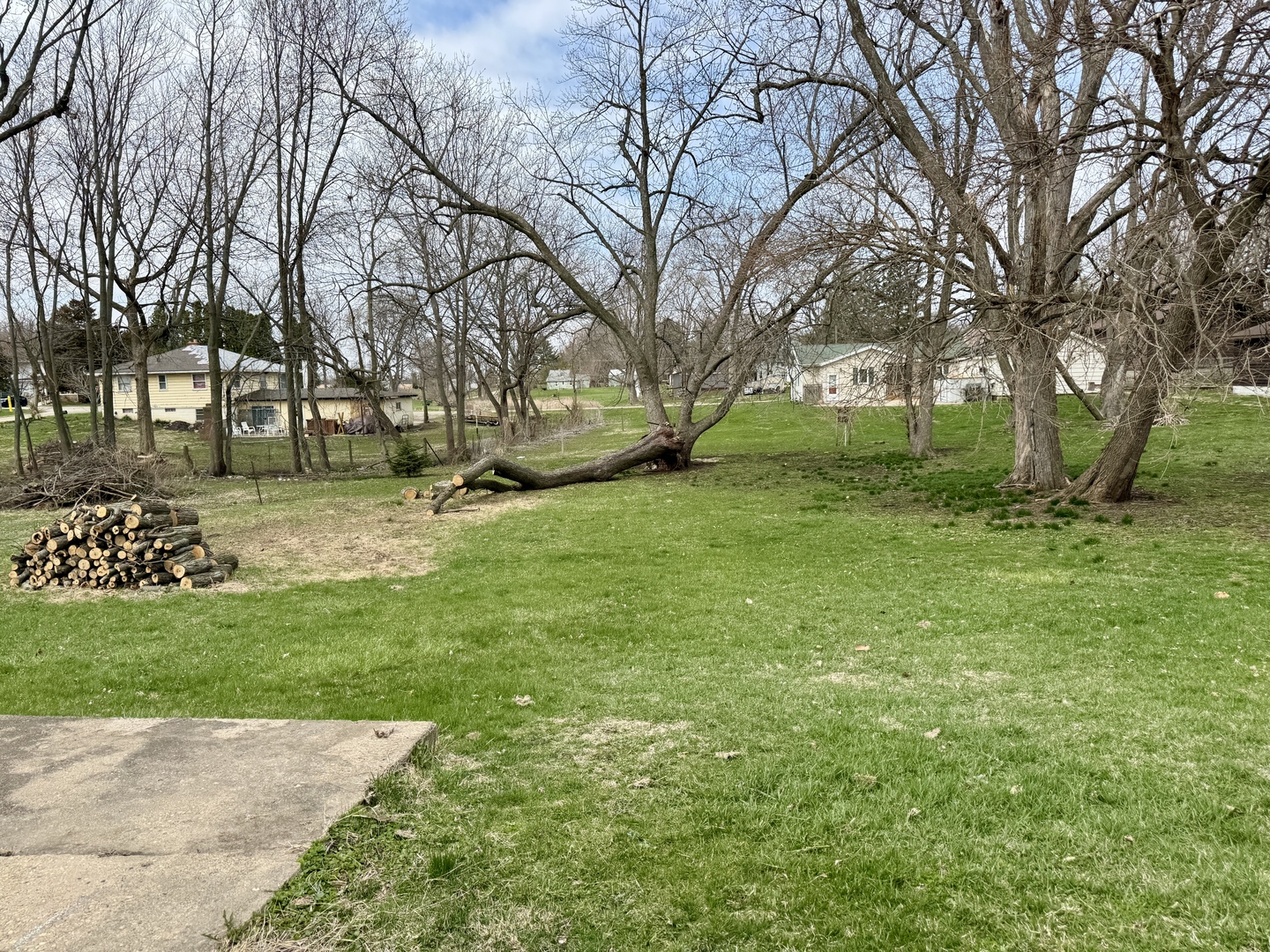 405 N 4th Street, Neponset, IL 61345