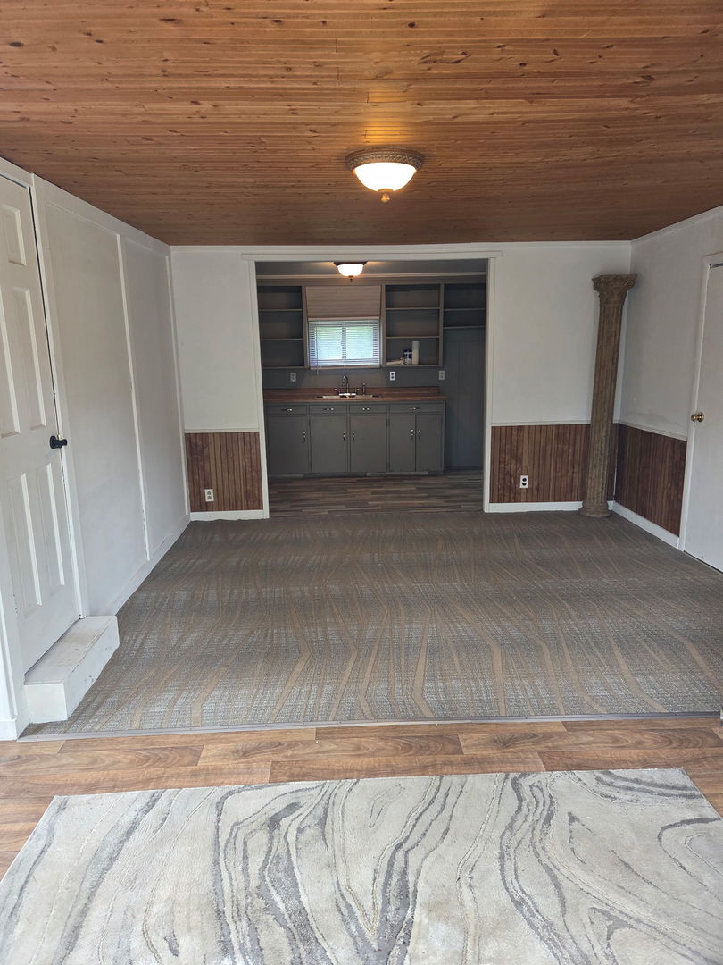 405 N 4th Street, Neponset, IL 61345