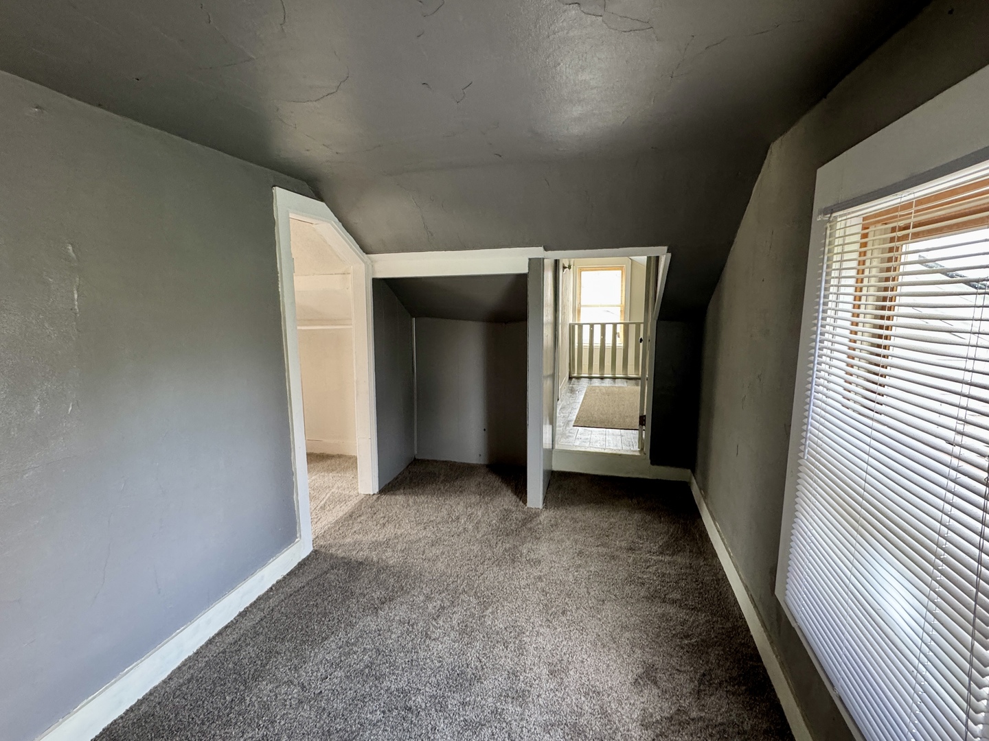 405 N 4th Street, Neponset, IL 61345