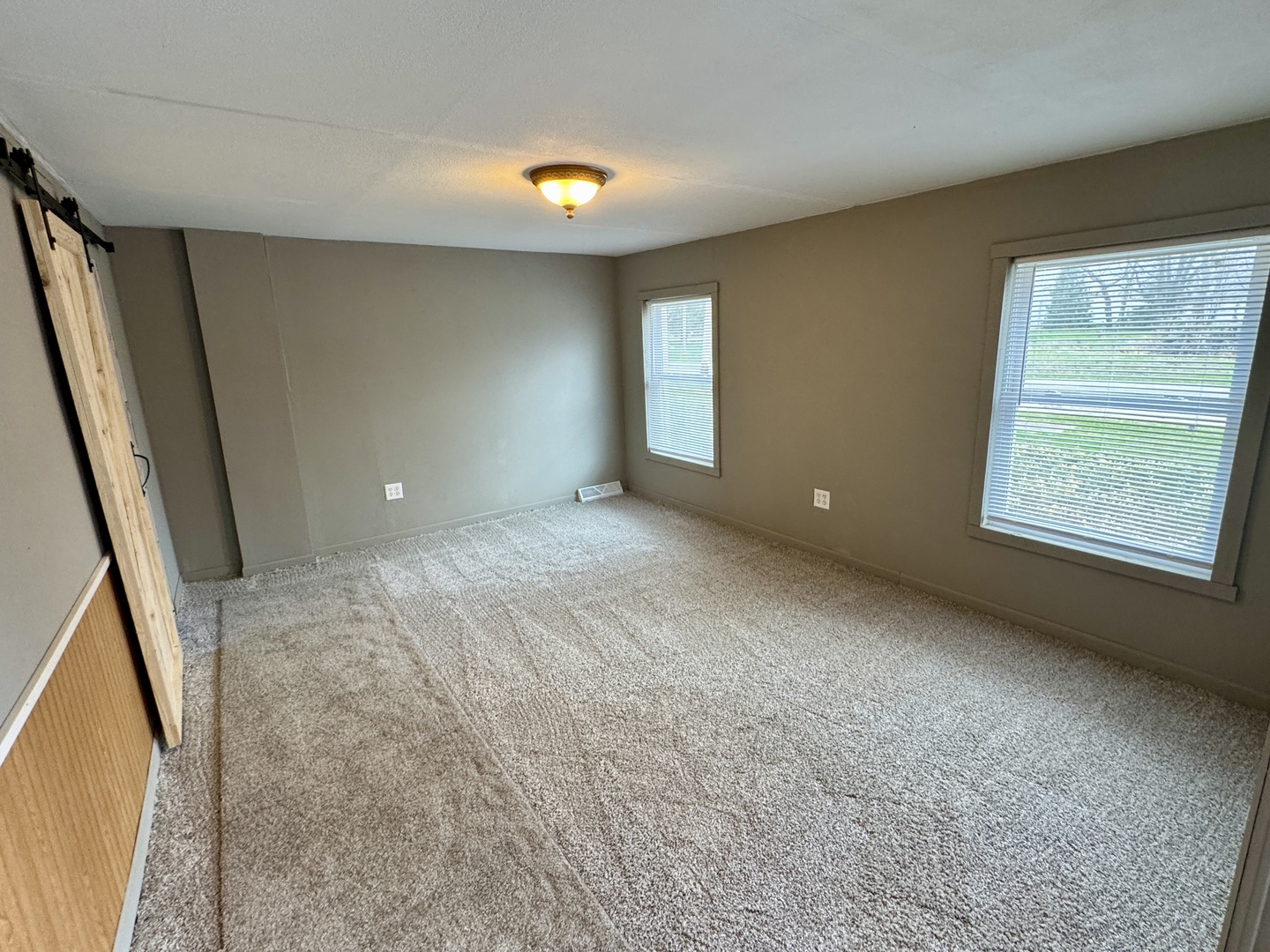 405 N 4th Street, Neponset, IL 61345