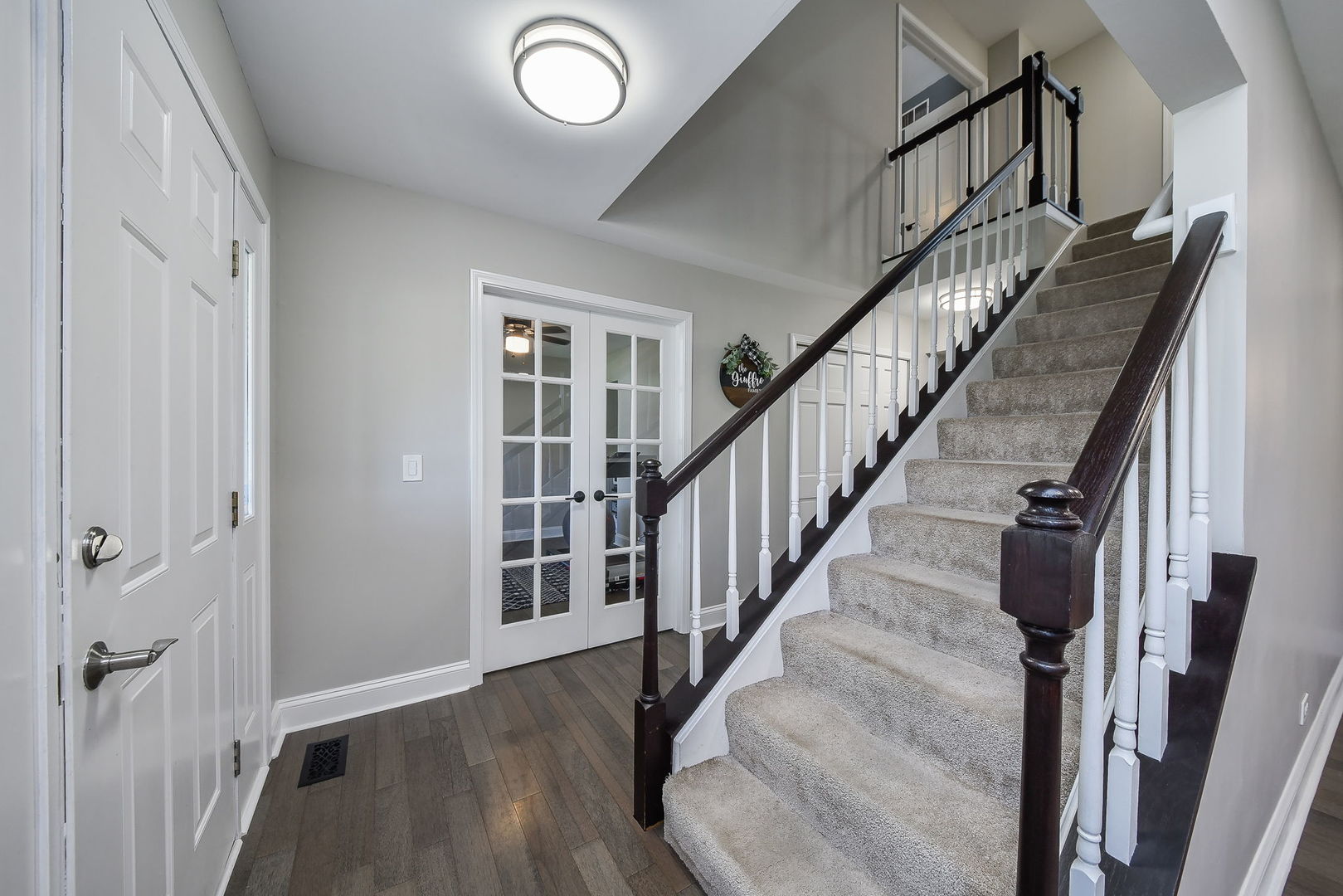 563 Bovidae Circle, Naperville, IL 60565