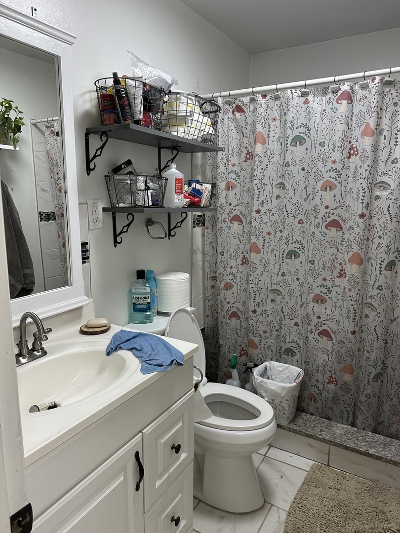 608 Forsythe Avenue, Calumet City, IL 60409