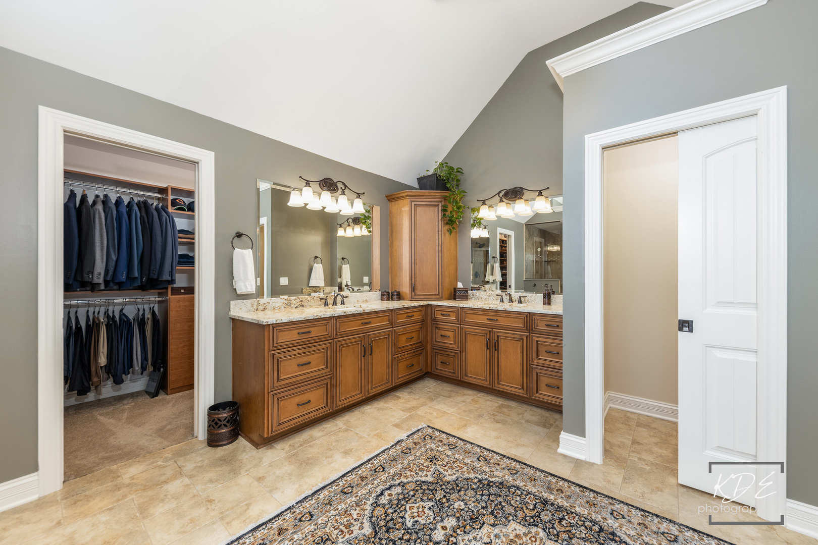 4447 Sassafras Lane, Naperville, IL 60564