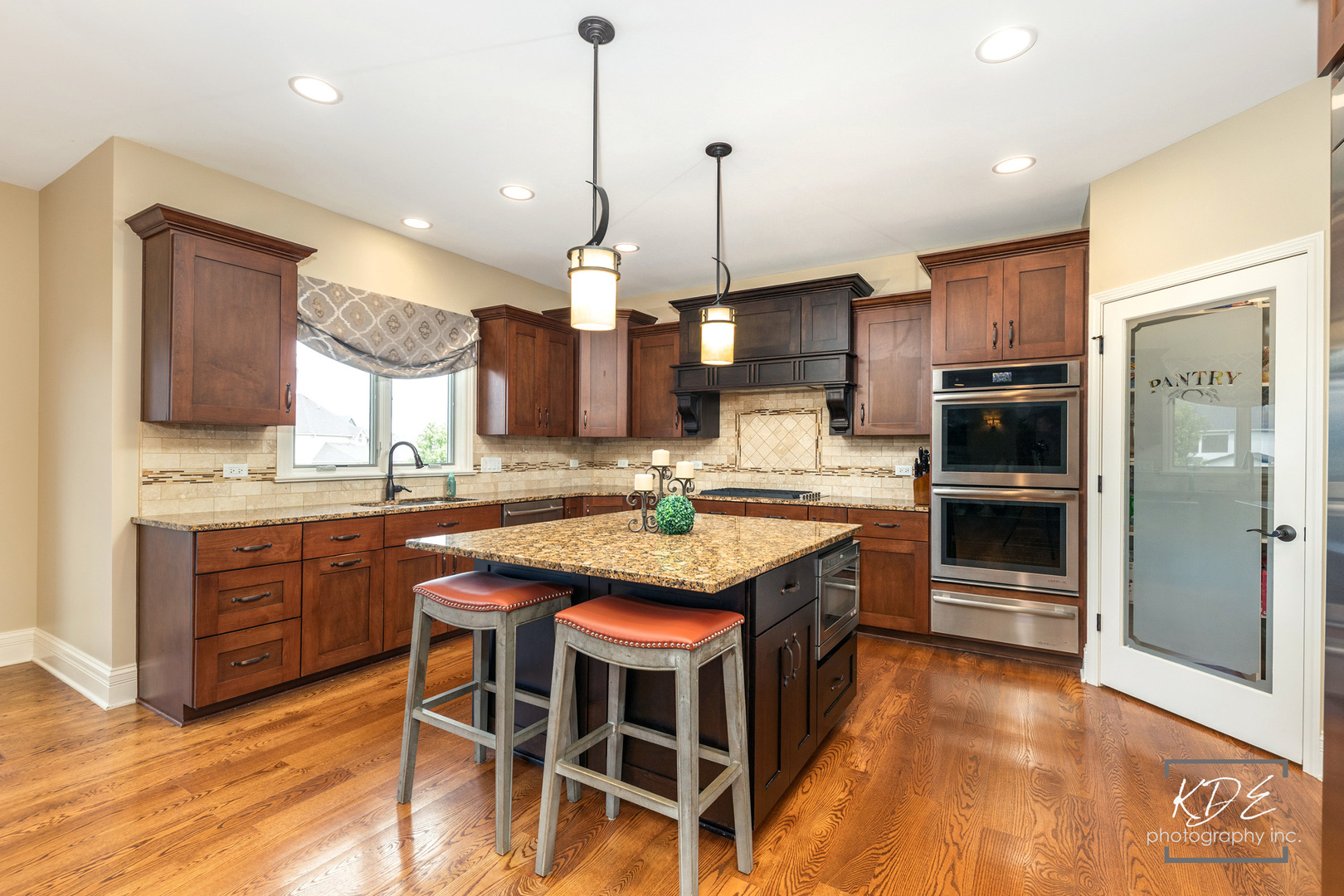 4447 Sassafras Lane, Naperville, IL 60564