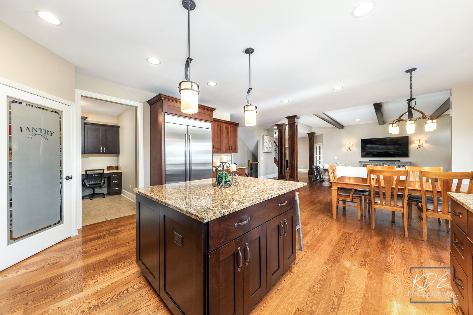 4447 Sassafras Lane, Naperville, IL 60564