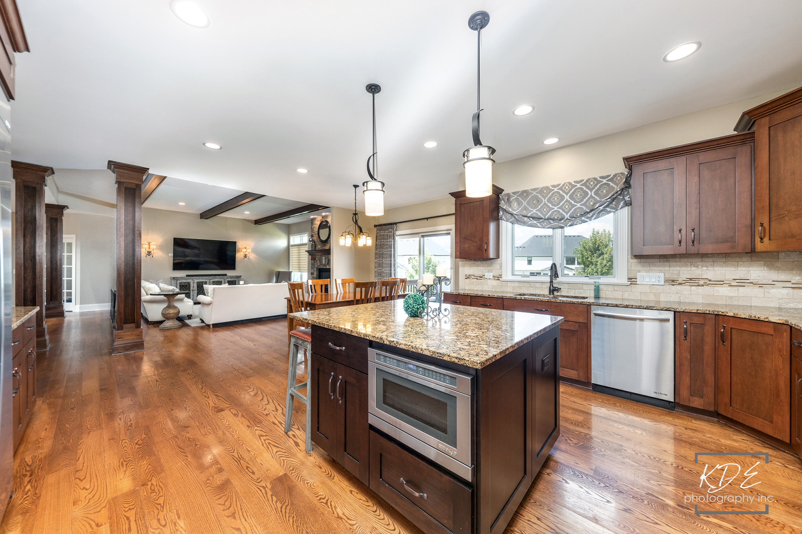 4447 Sassafras Lane, Naperville, IL 60564