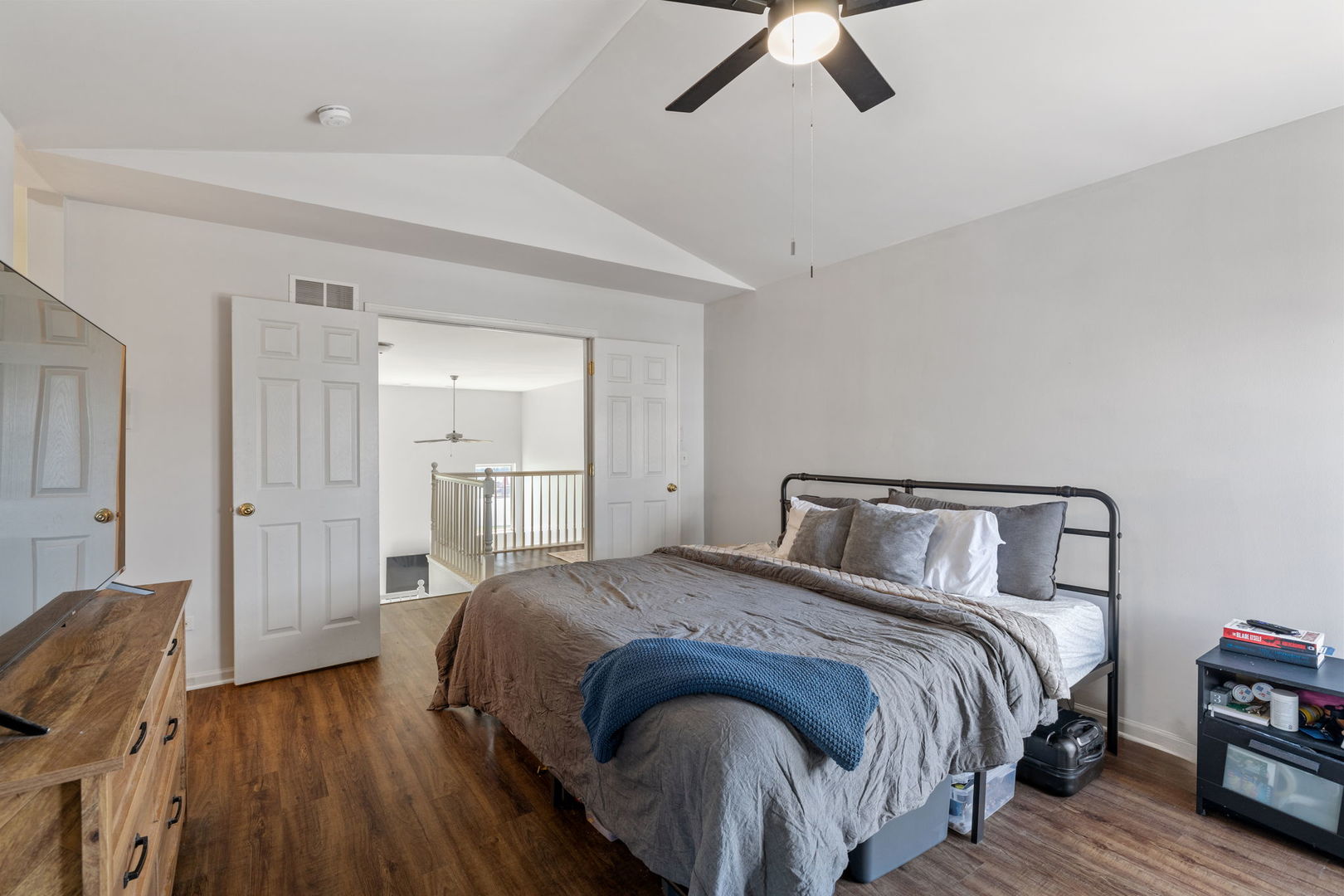 21543 EICH Drive, Crest Hill, IL 60403