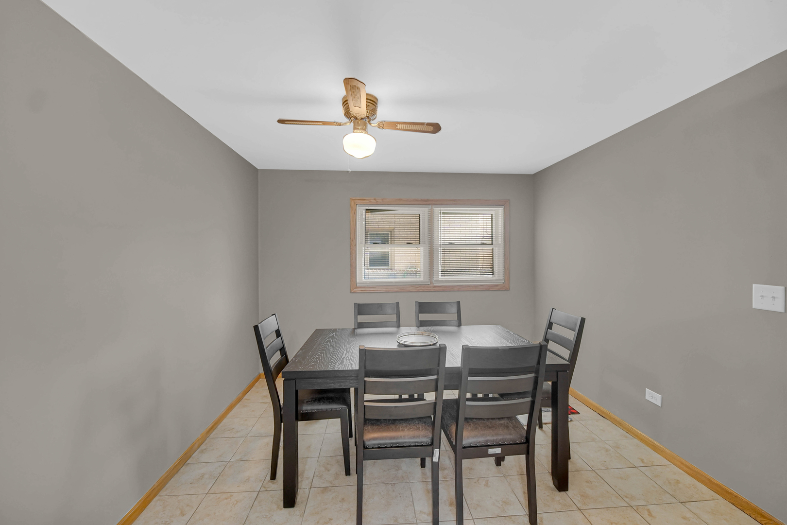 5309 W 63rd Street, Chicago, IL 60638