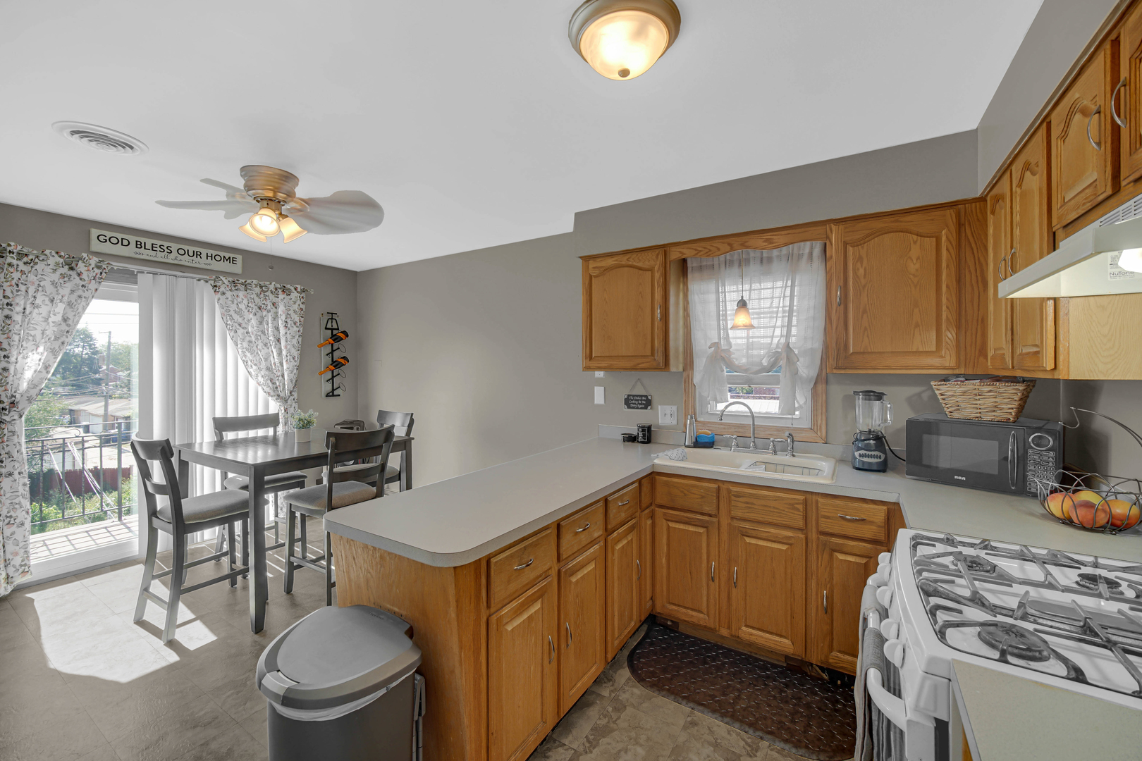 5309 W 63rd Street, Chicago, IL 60638