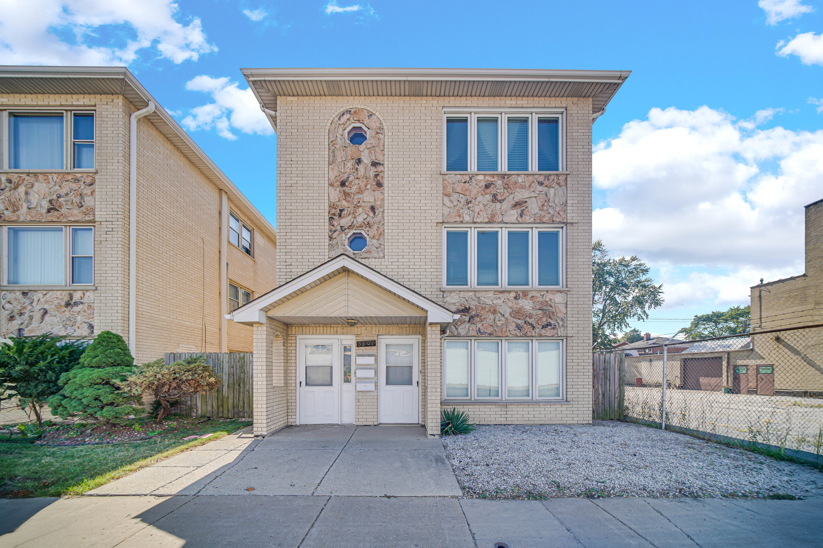 5309 W 63rd Street, Chicago, IL 60638
