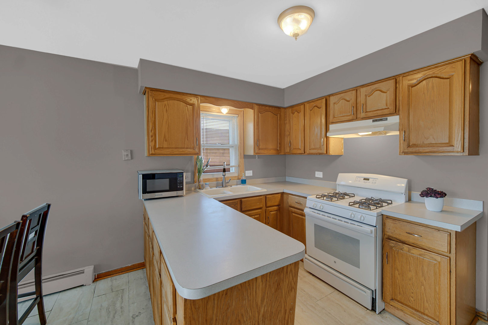 5309 W 63rd Street, Chicago, IL 60638
