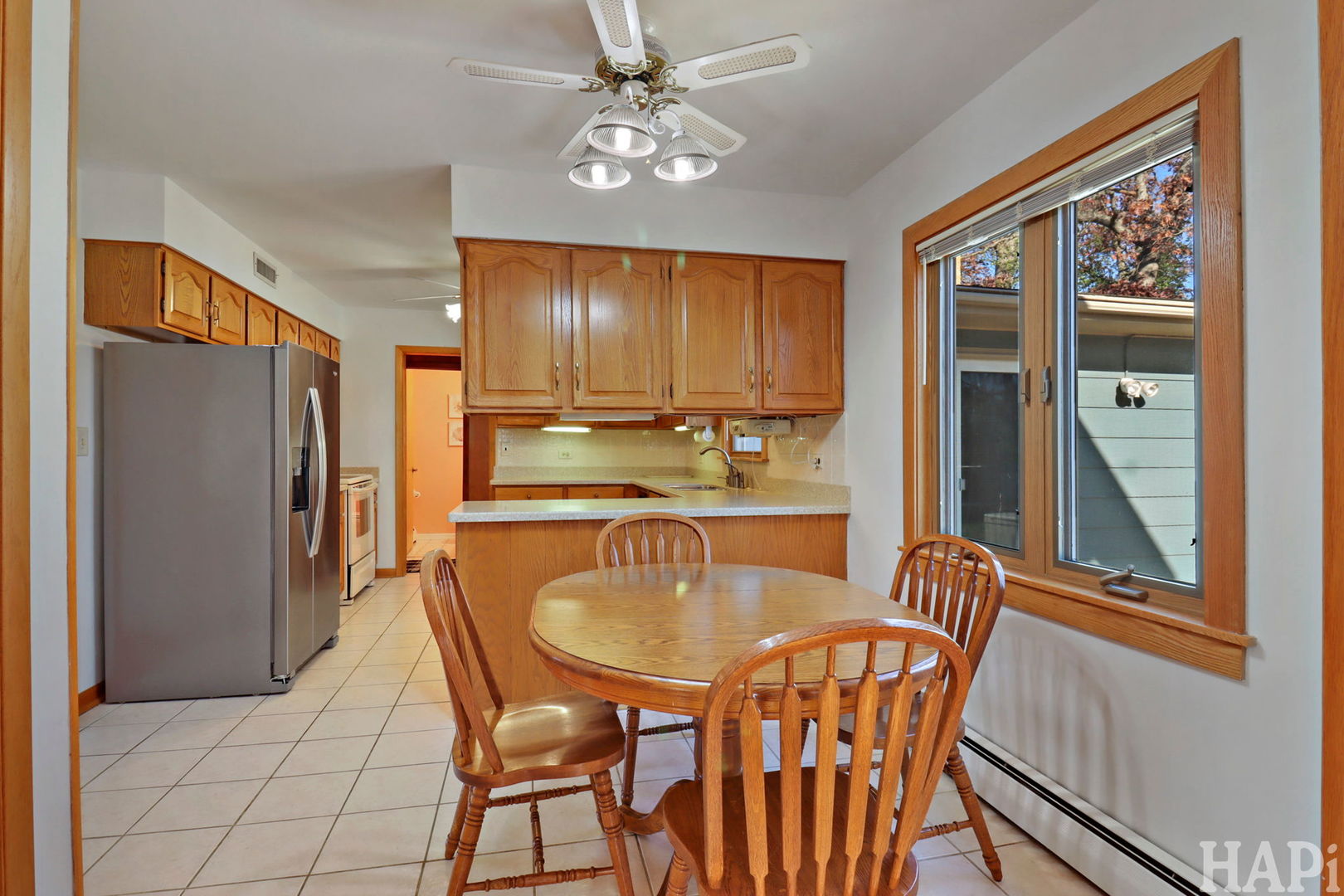 205 Lake Shore Drive, Lindenhurst, IL 60046