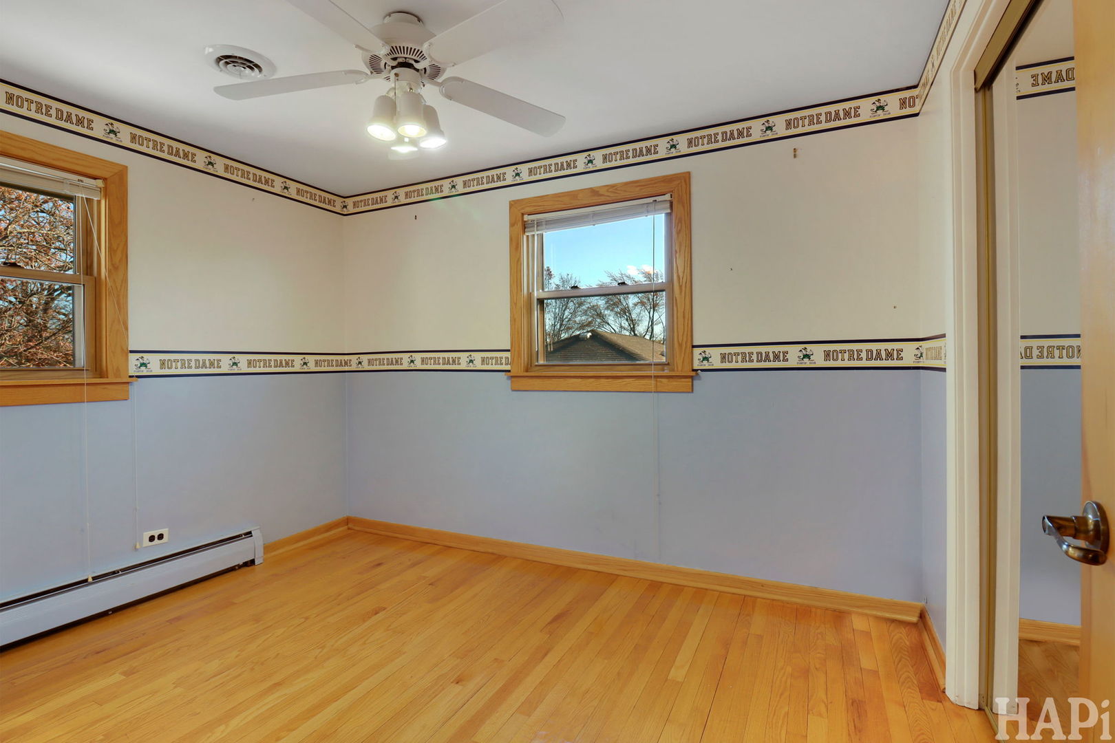 205 Lake Shore Drive, Lindenhurst, IL 60046