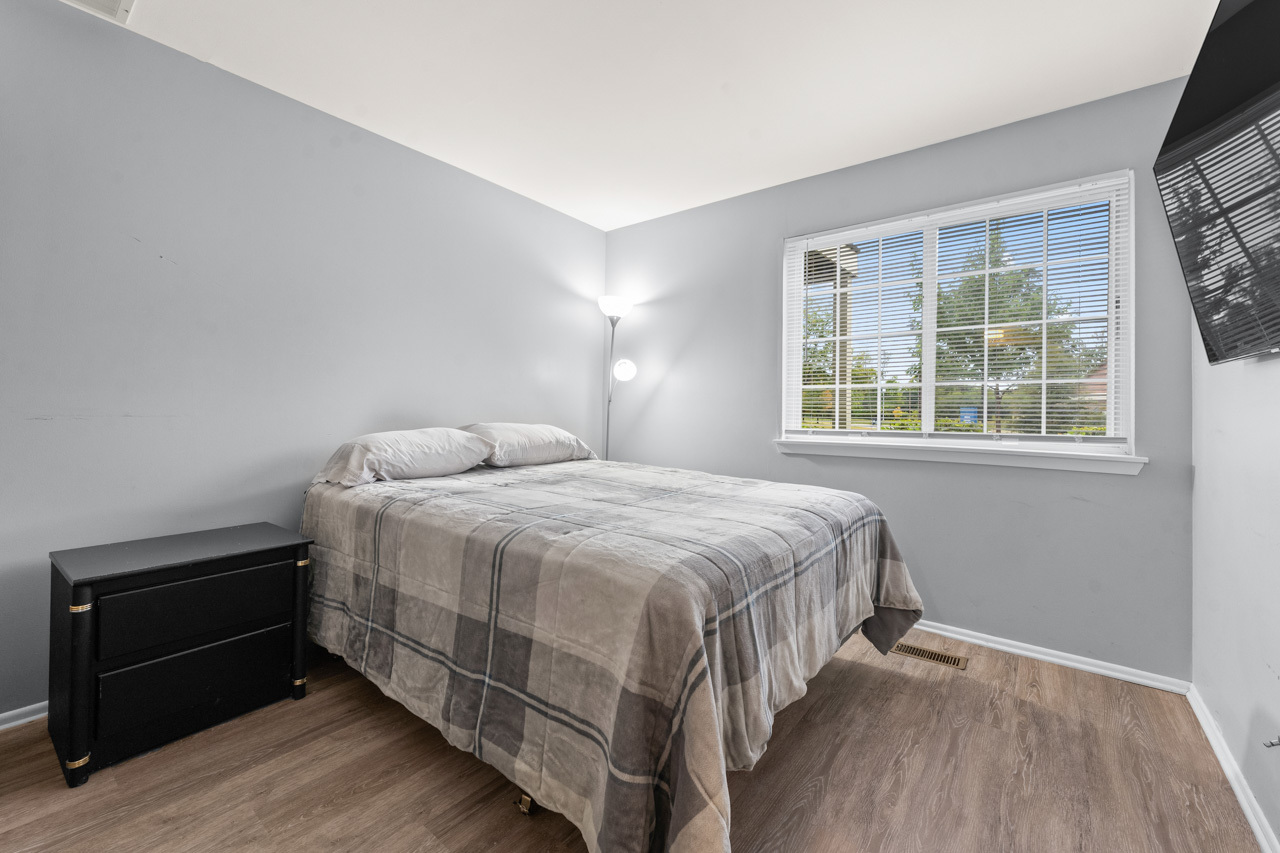 460 Mayflower Lane #1, Bartlett, IL 60103