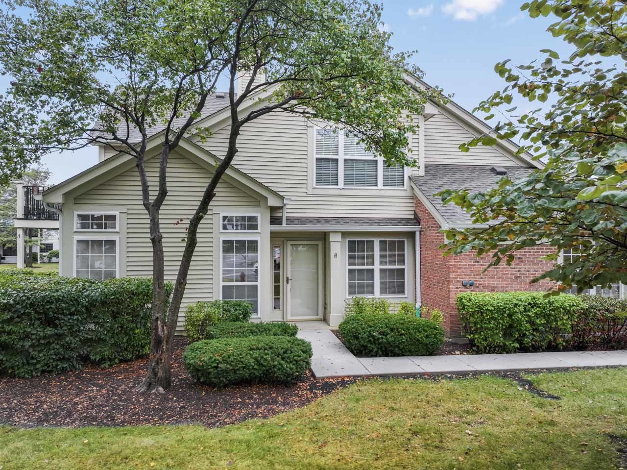 460 Mayflower Lane #1, Bartlett, IL 60103