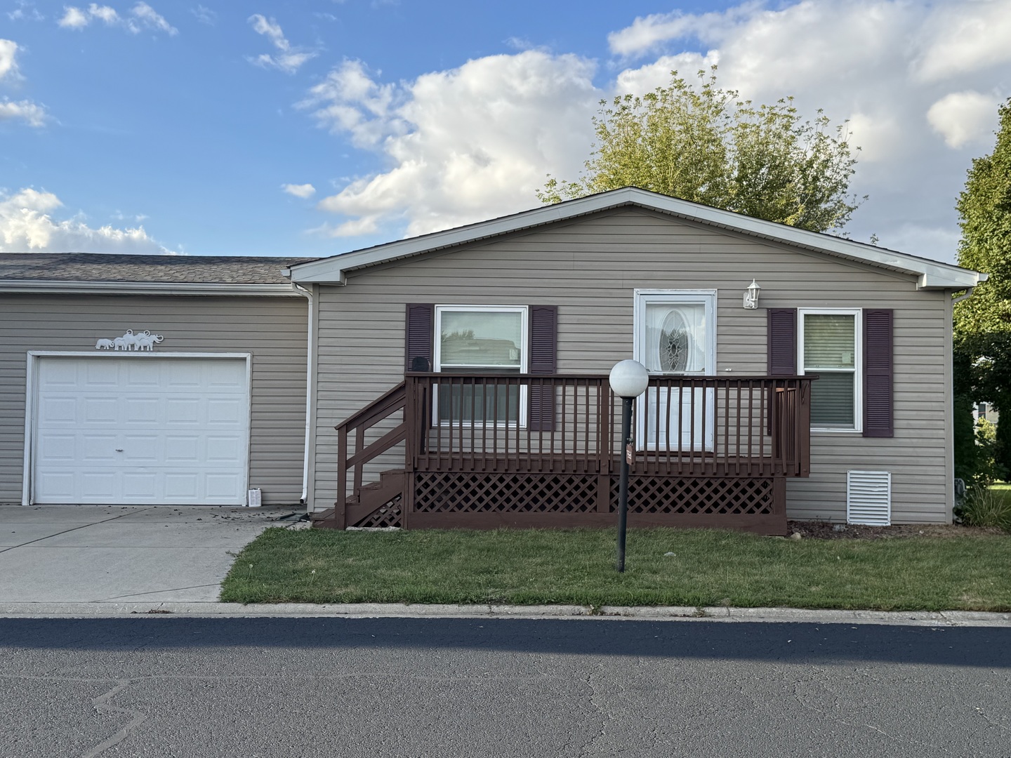 756B MALLARD Circle, Sandwich, IL 60548