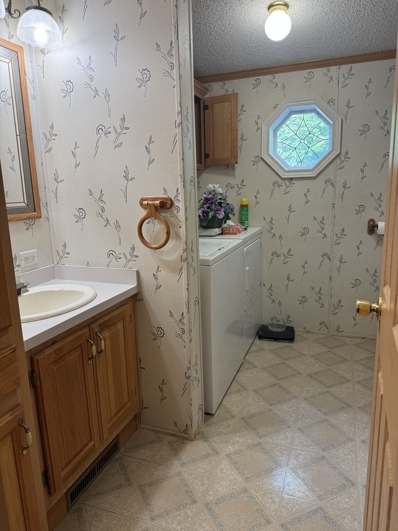 756B MALLARD Circle, Sandwich, IL 60548