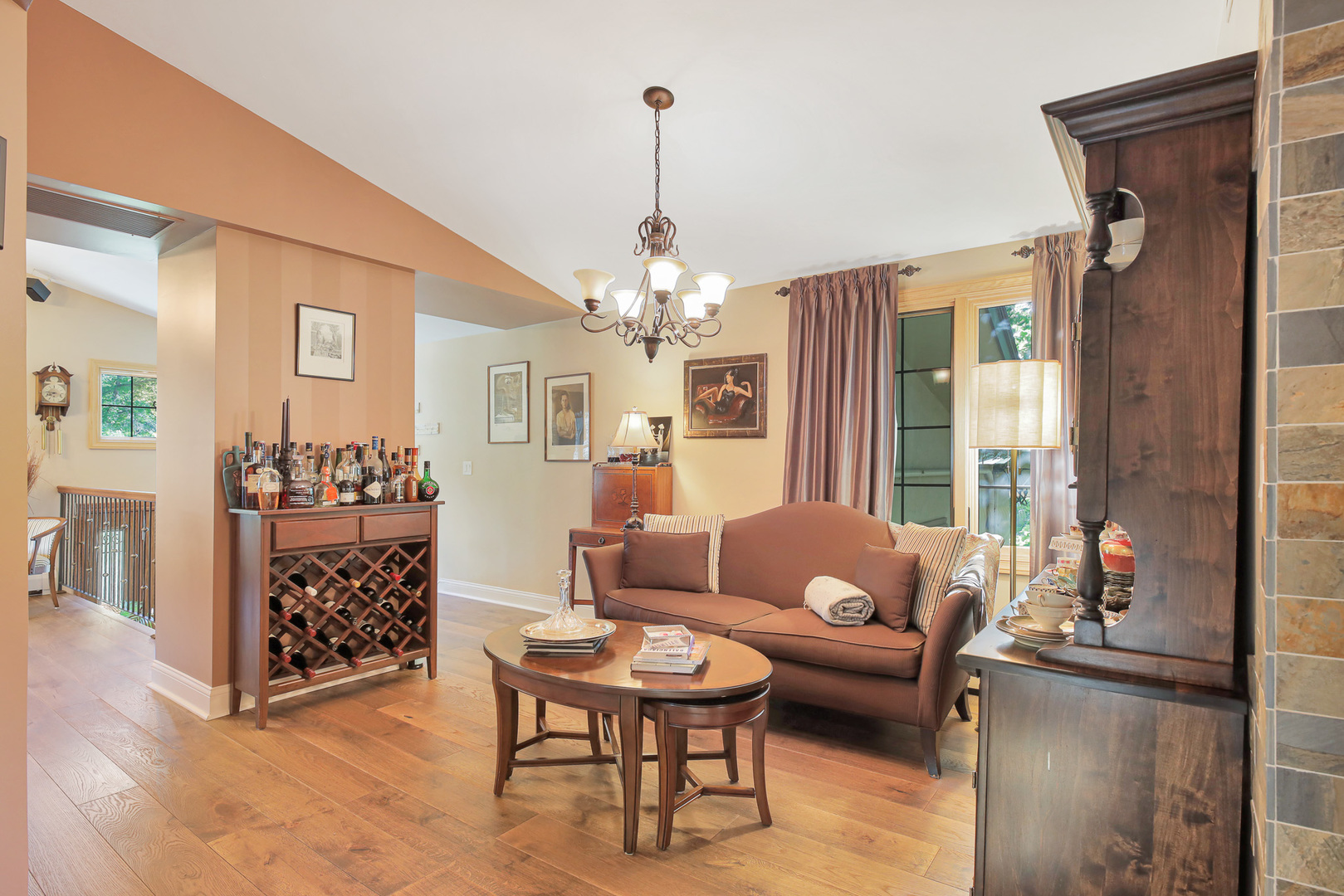 236 Monument Avenue, Barrington, IL 60010