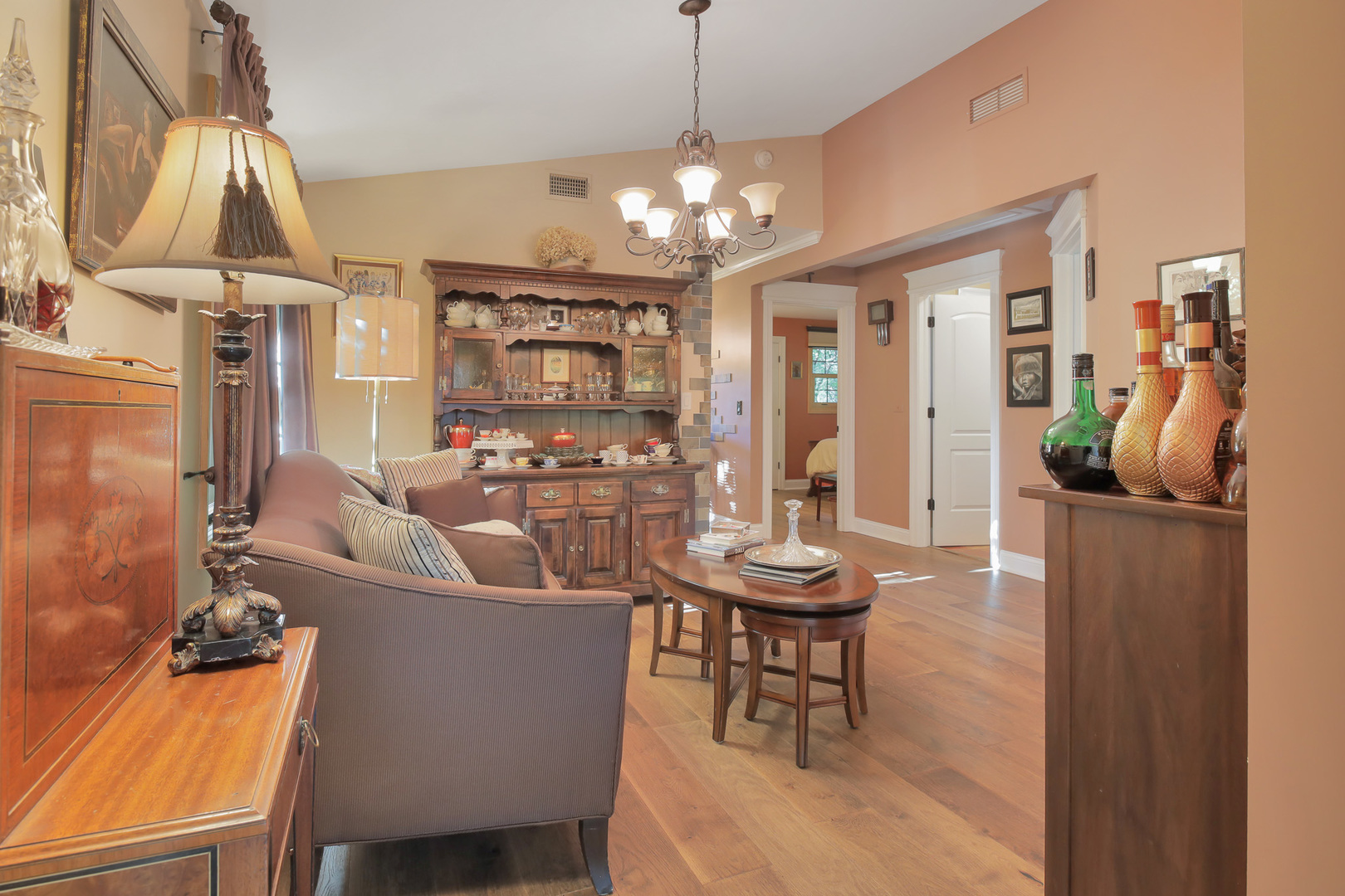 236 Monument Avenue, Barrington, IL 60010