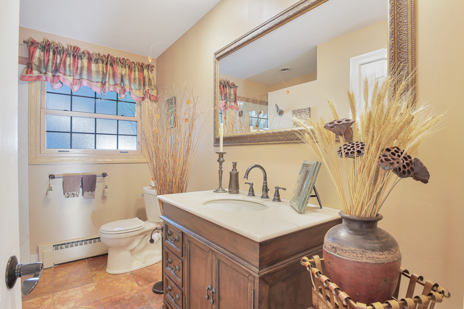 236 Monument Avenue, Barrington, IL 60010