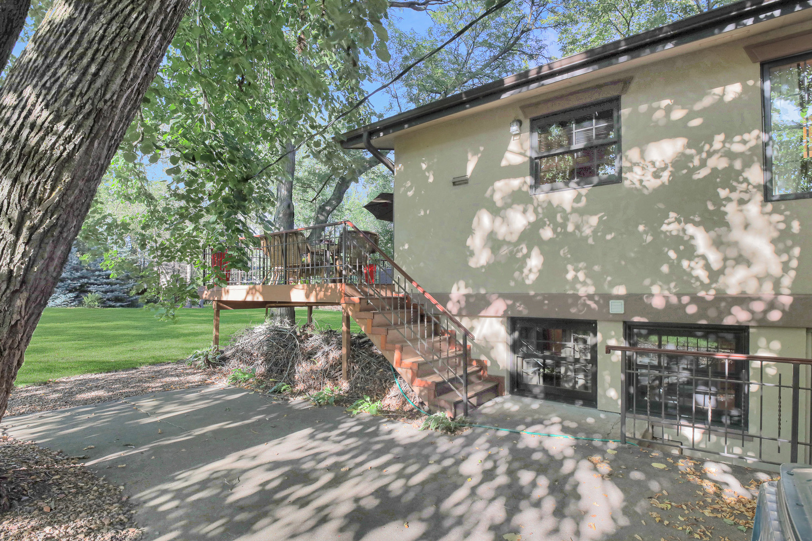 236 Monument Avenue, Barrington, IL 60010