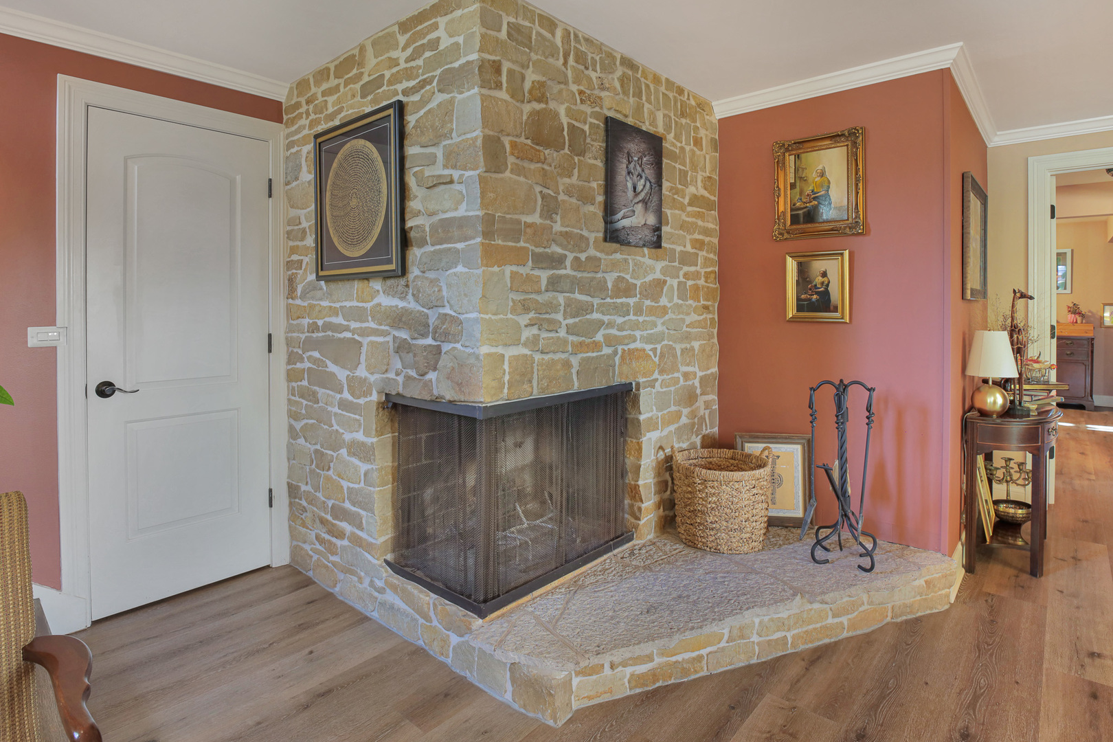 236 Monument Avenue, Barrington, IL 60010