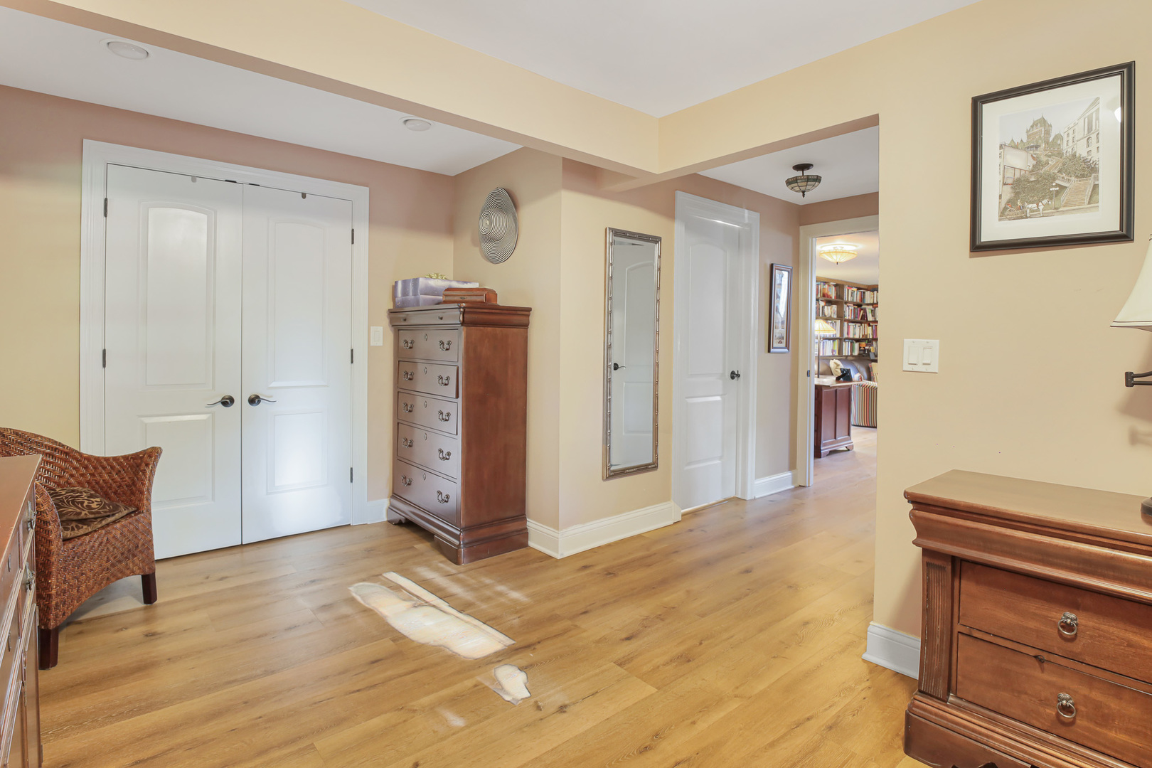 236 Monument Avenue, Barrington, IL 60010