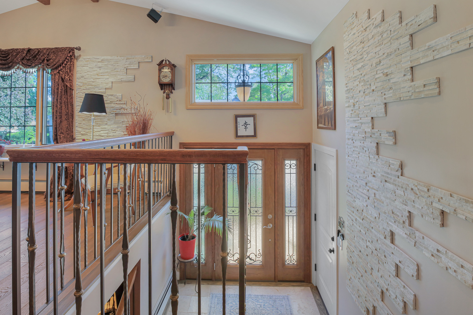 236 Monument Avenue, Barrington, IL 60010