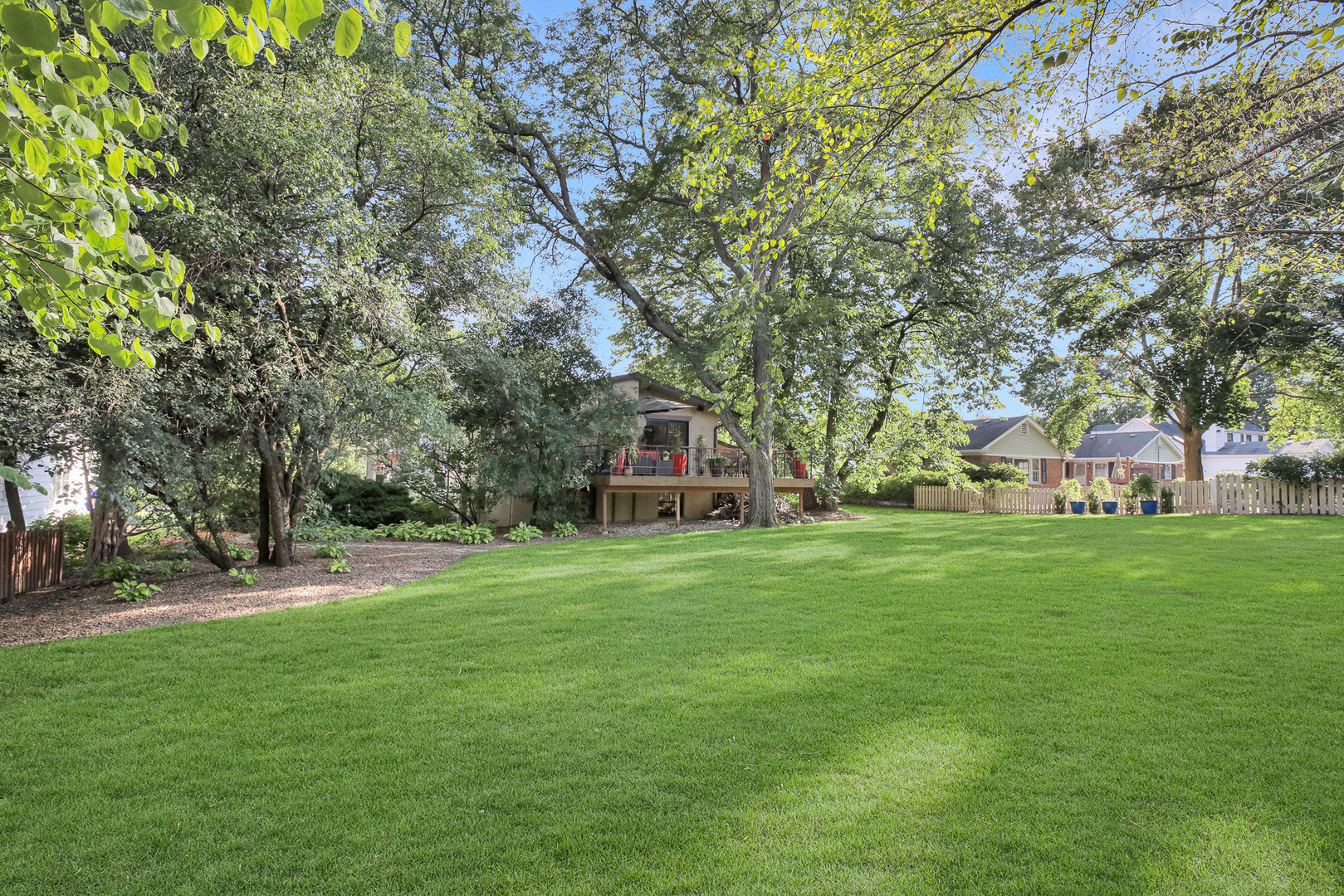 236 Monument Avenue, Barrington, IL 60010