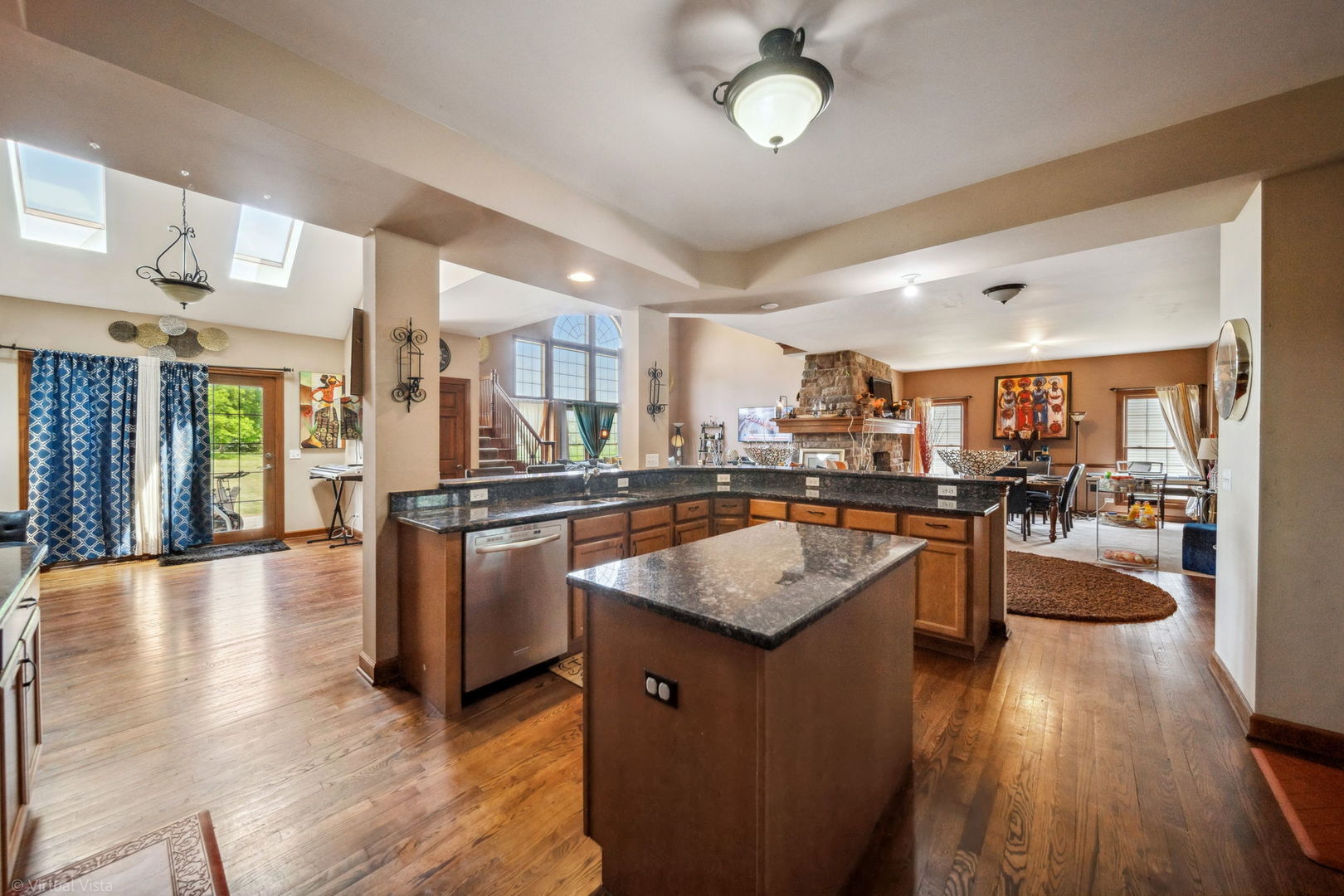 26200 W Chatham Drive, Plainfield, IL 60585