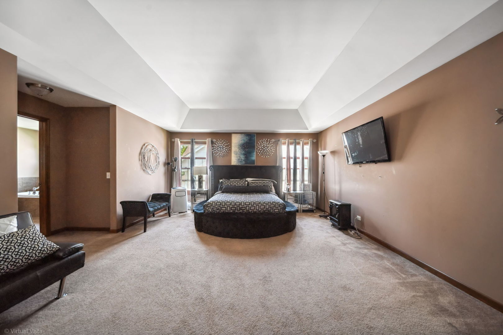 26200 W Chatham Drive, Plainfield, IL 60585