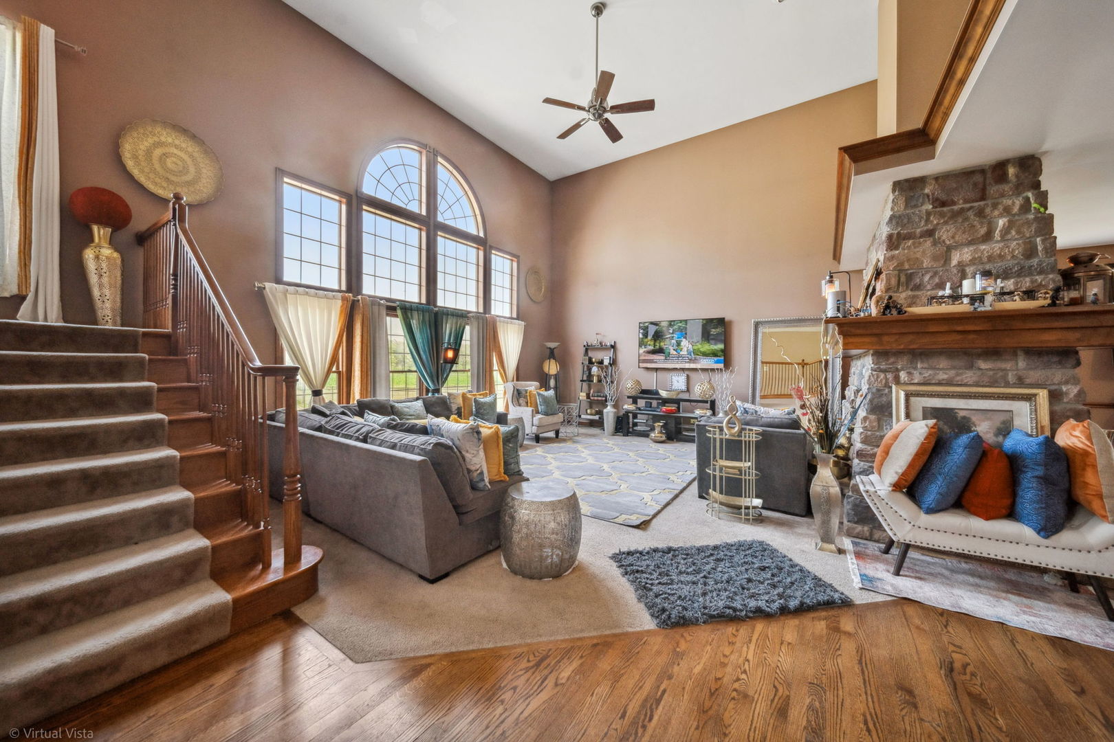 26200 W Chatham Drive, Plainfield, IL 60585