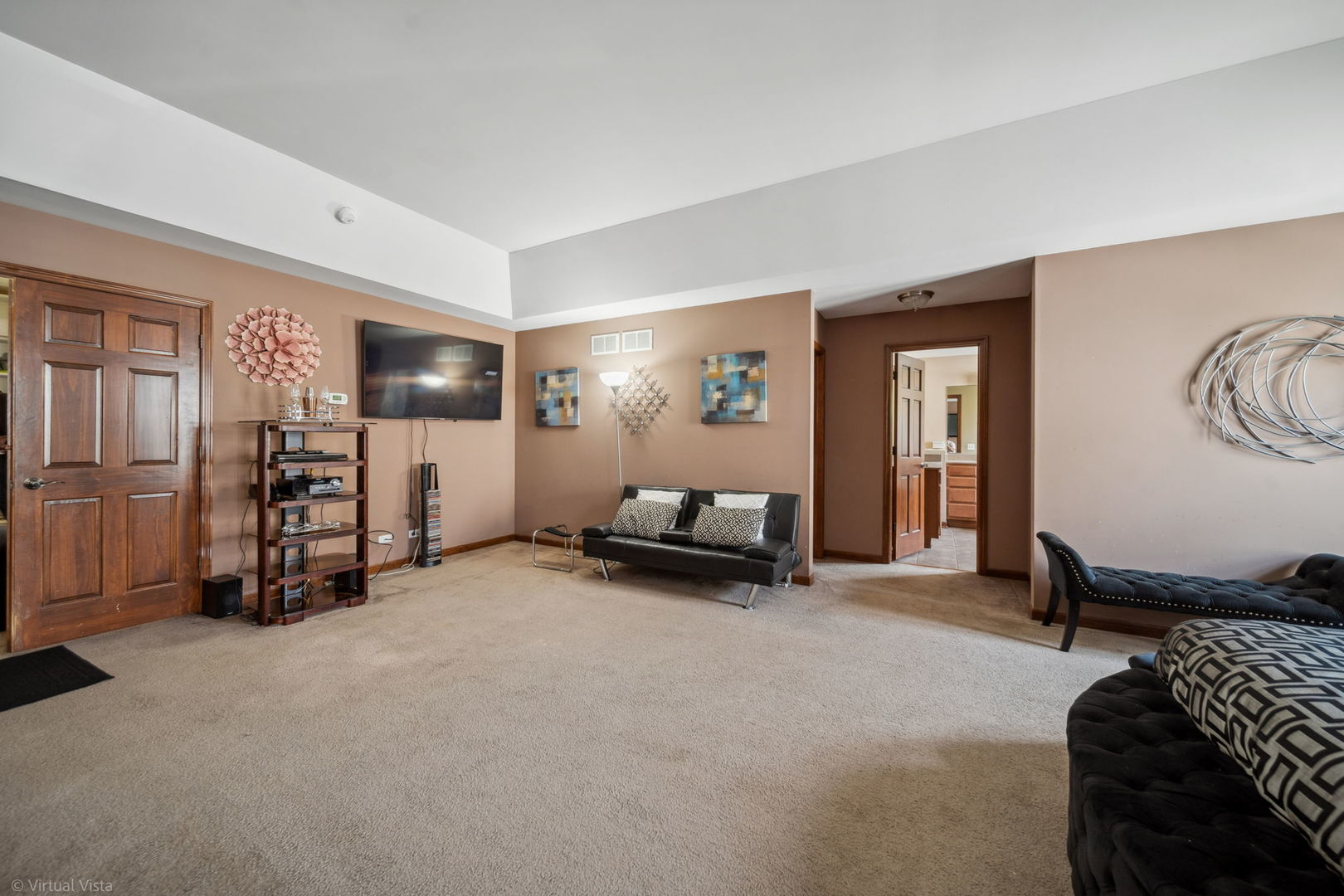 26200 W Chatham Drive, Plainfield, IL 60585