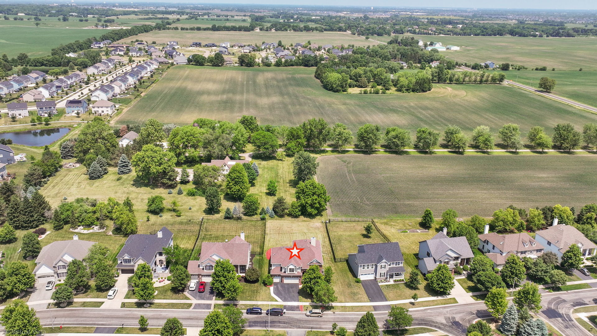 26200 W Chatham Drive, Plainfield, IL 60585