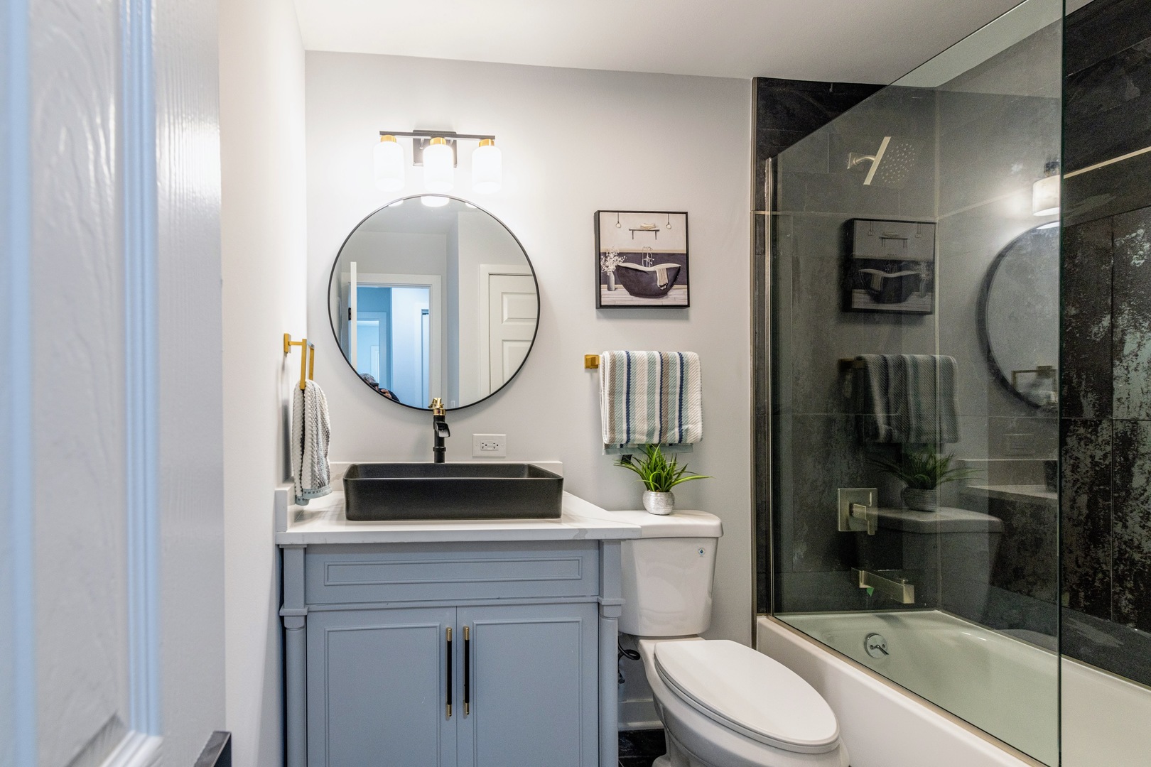 72 Braemar Drive, Elk Grove Village, IL 60007