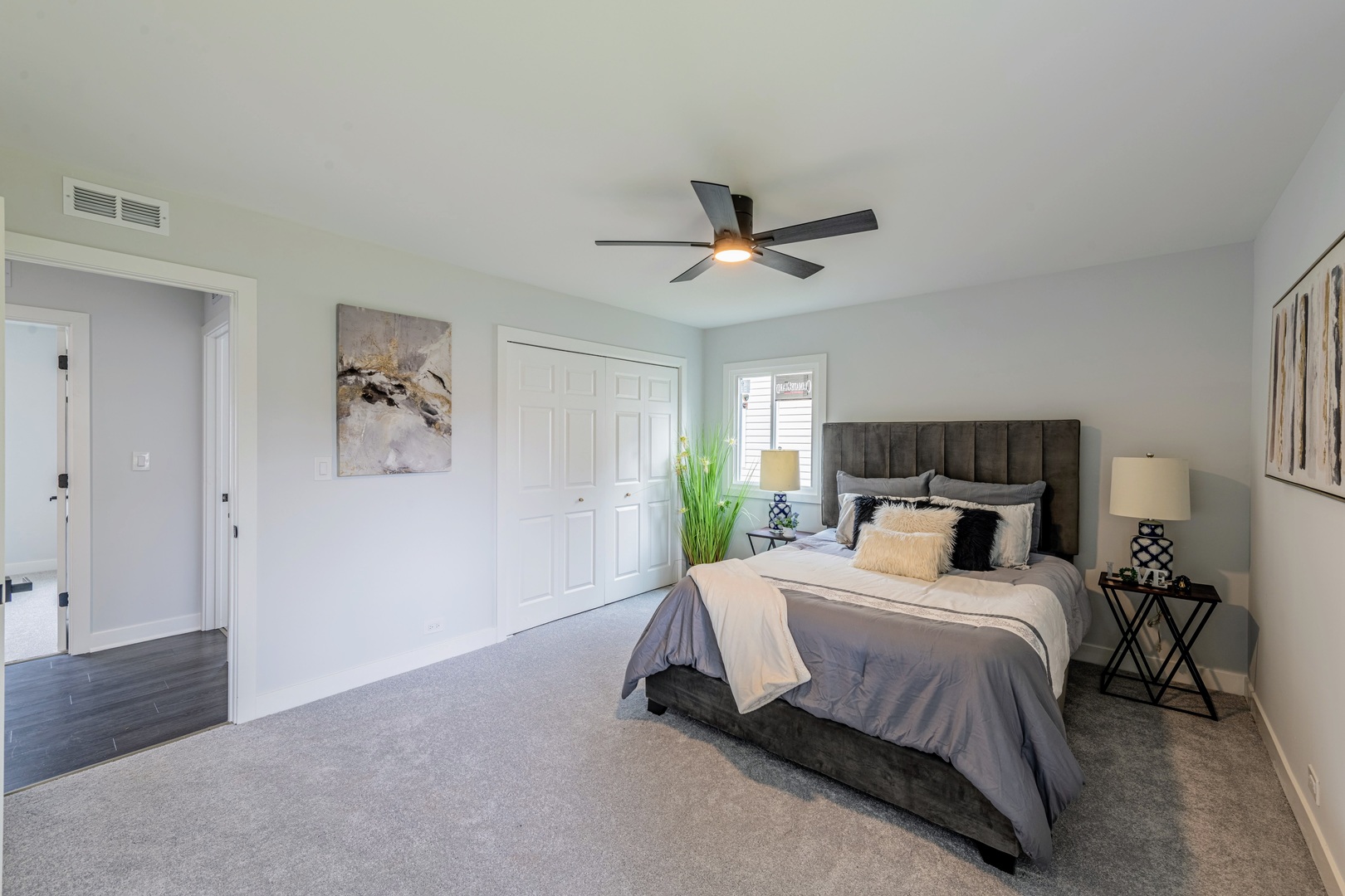 72 Braemar Drive, Elk Grove Village, IL 60007