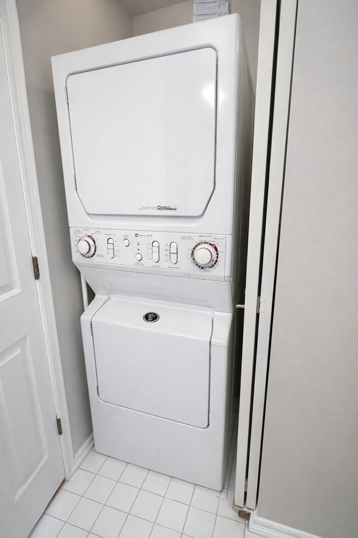 1155 W Armitage Avenue #205, Chicago, IL 60614