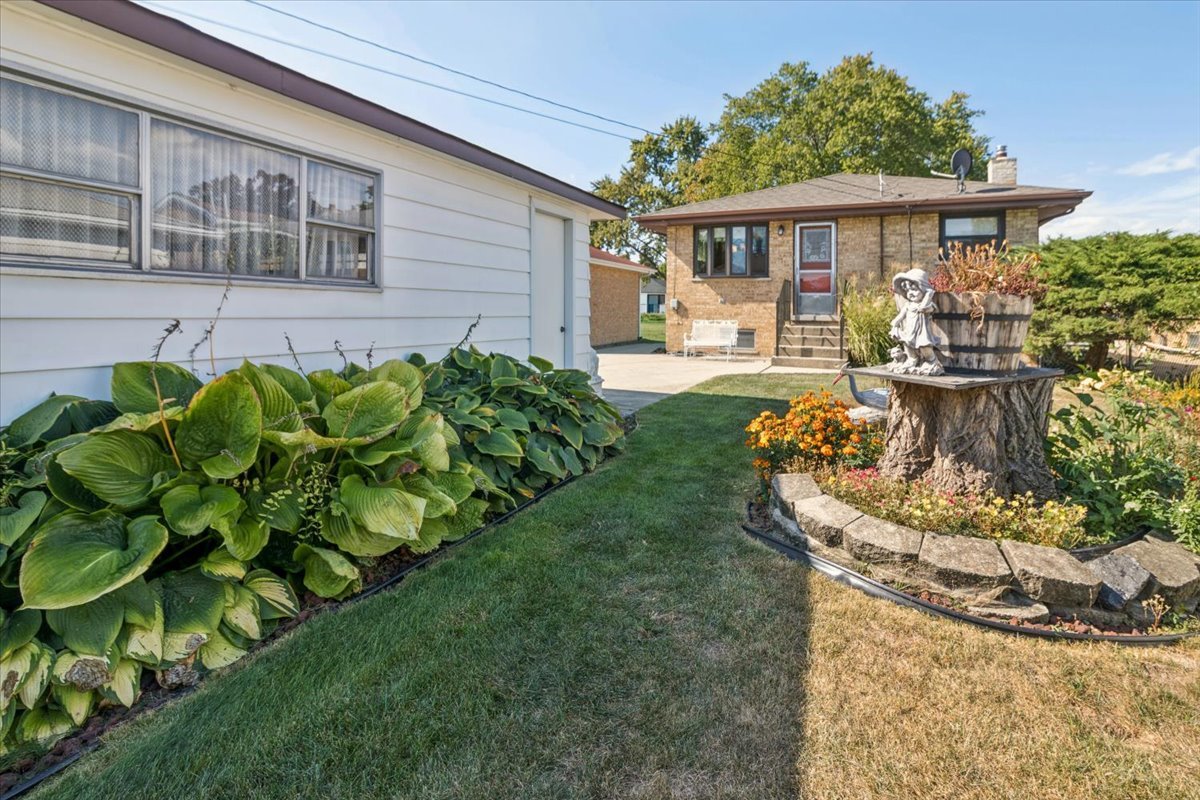 3709 Emerson Street, Schiller Park, IL 60176