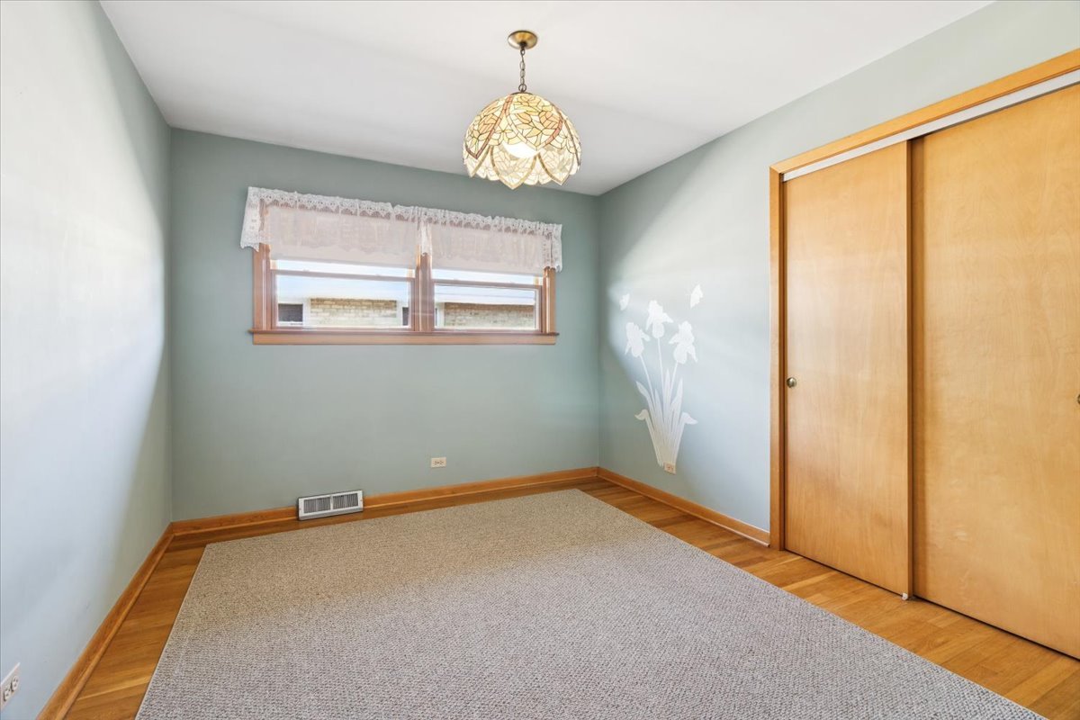 3709 Emerson Street, Schiller Park, IL 60176