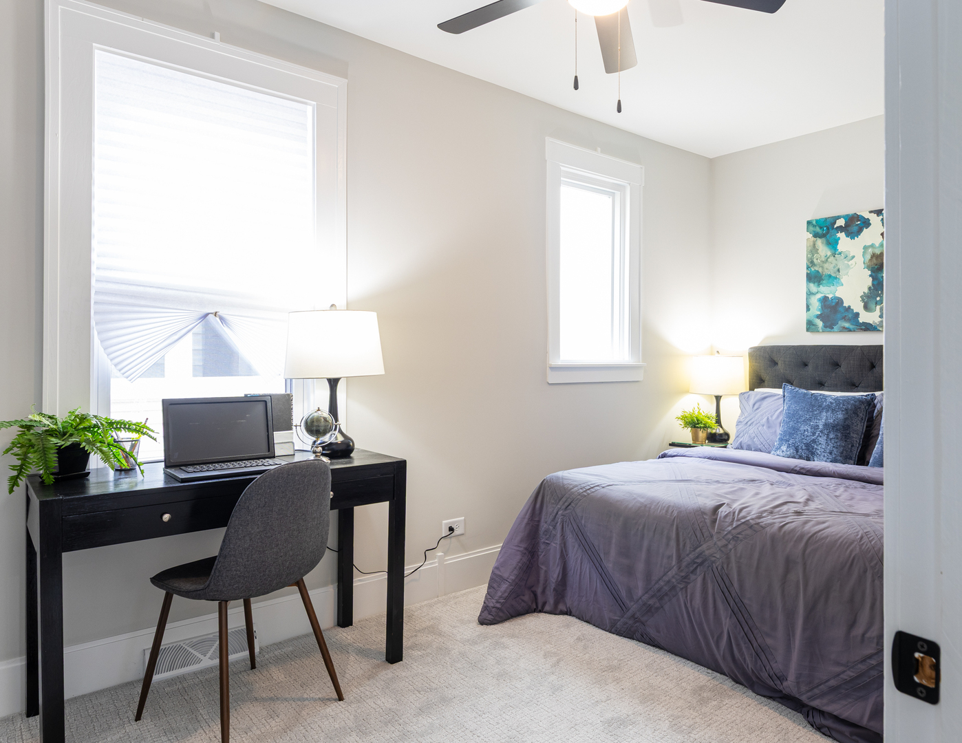 5942 W Eastwood Avenue, Chicago, IL 60630