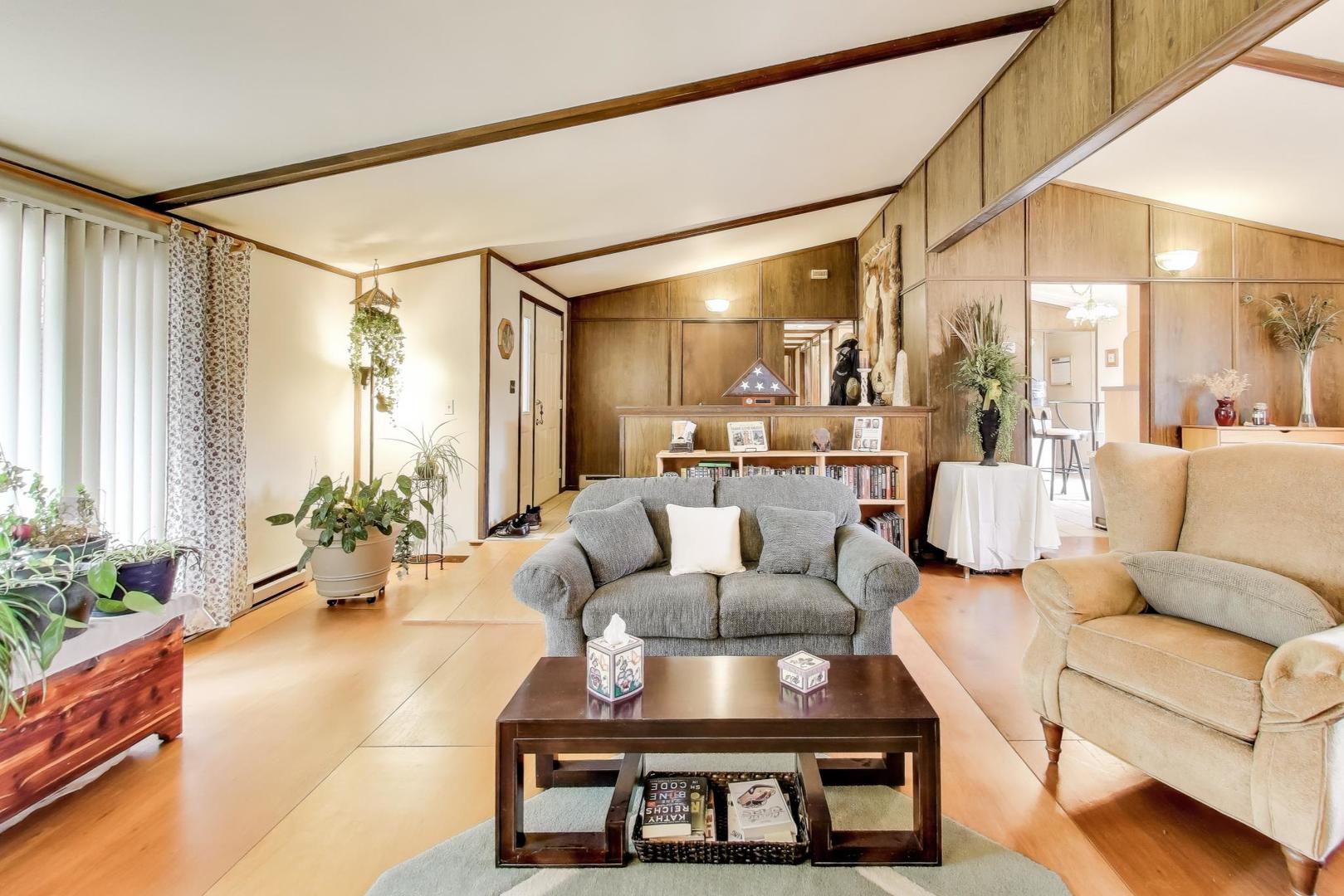 27809 S Will Center Road, Monee, IL 60449