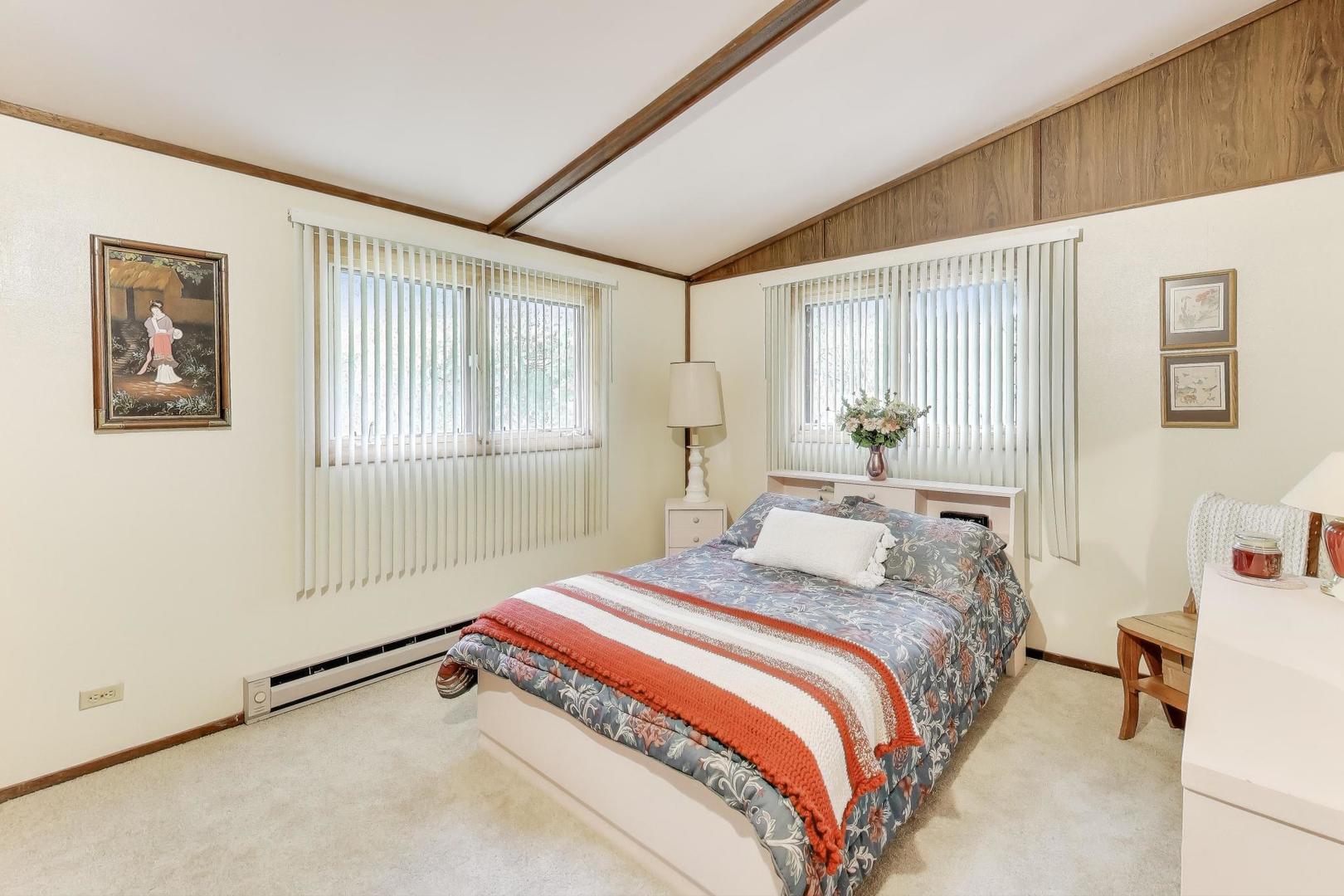 27809 S Will Center Road, Monee, IL 60449