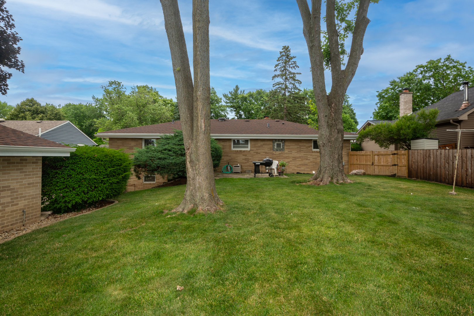874 Hillandale Drive, Antioch, IL 60002