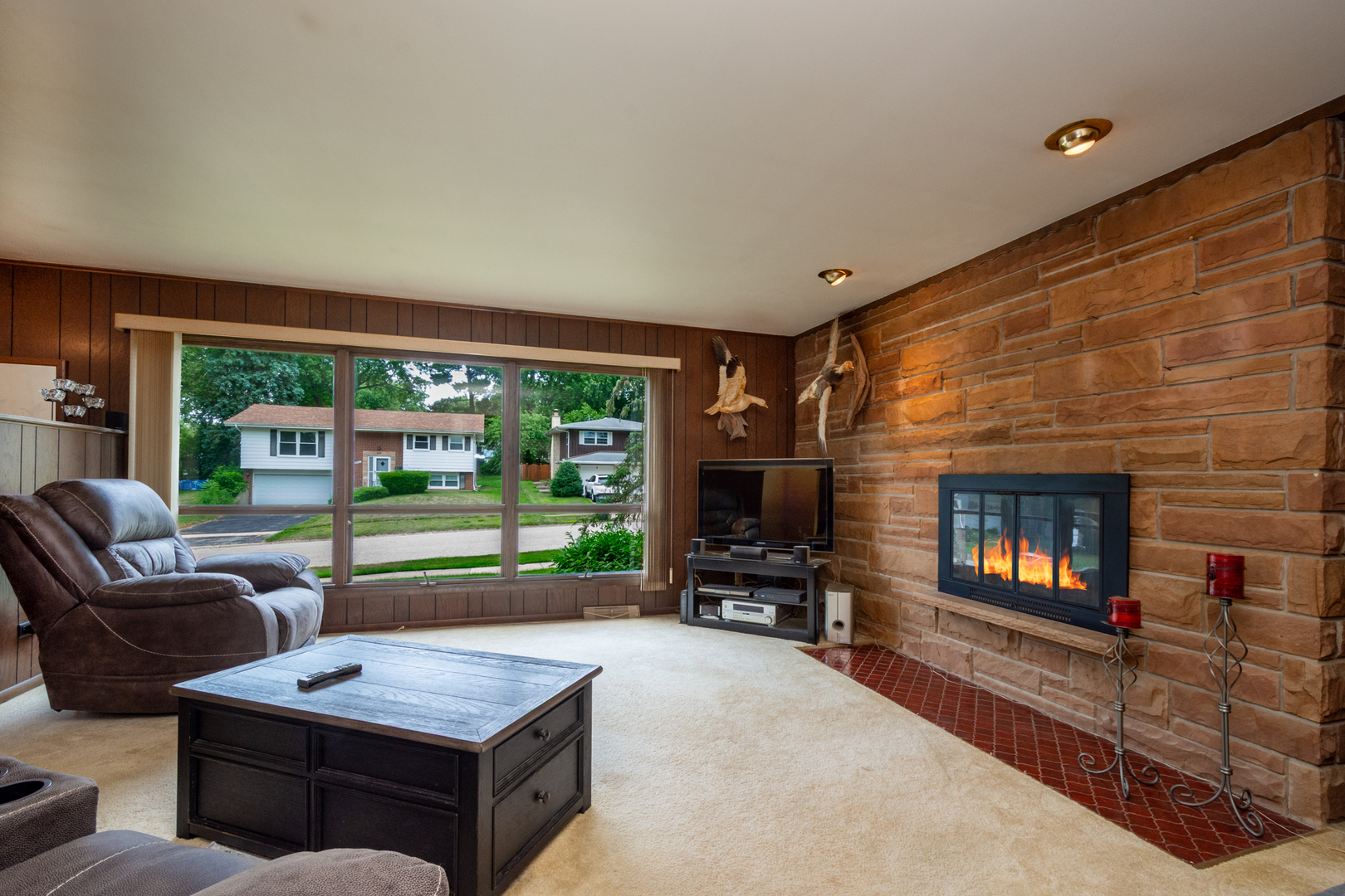 874 Hillandale Drive, Antioch, IL 60002