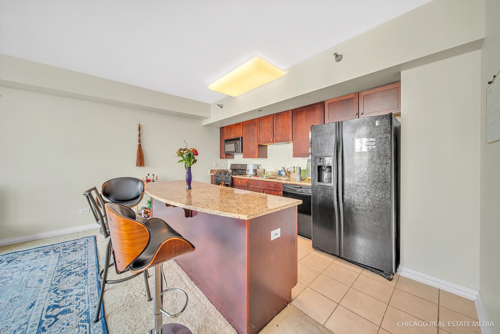 33 W Ontario Street #33i, Chicago, IL 60654