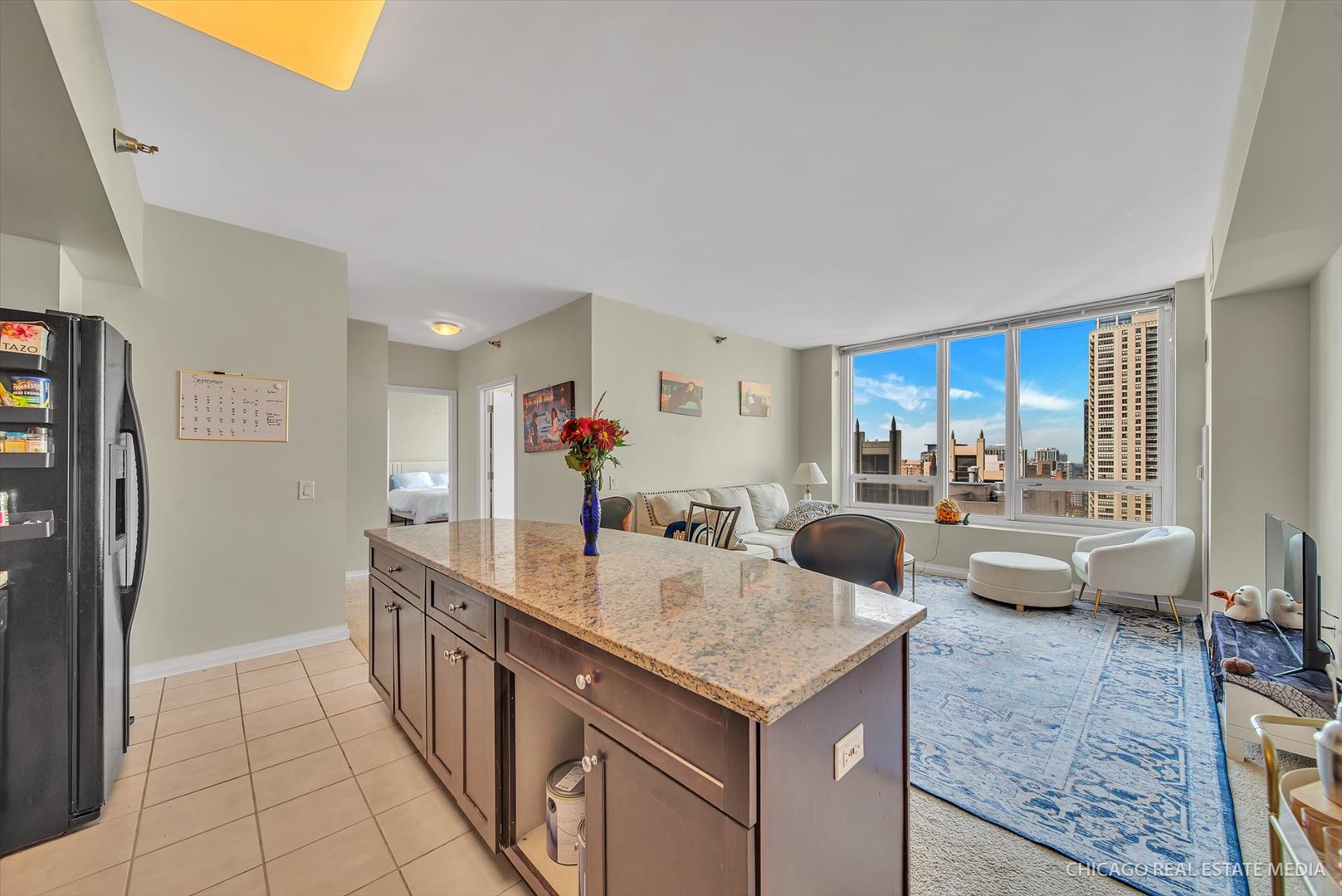 33 W Ontario Street #33i, Chicago, IL 60654
