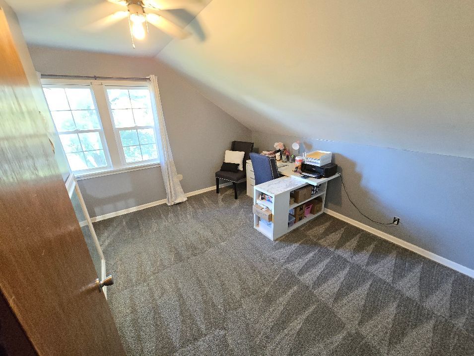 23751 S Loomis Street, Crete, IL 60417