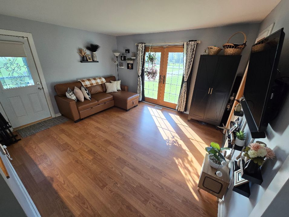 23751 S Loomis Street, Crete, IL 60417