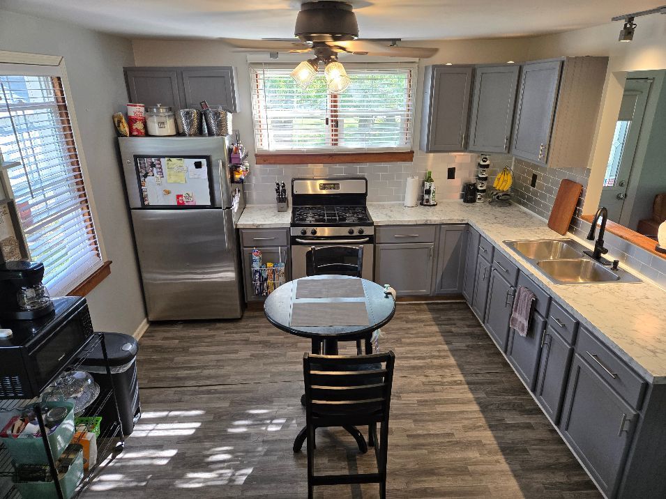 23751 S Loomis Street, Crete, IL 60417